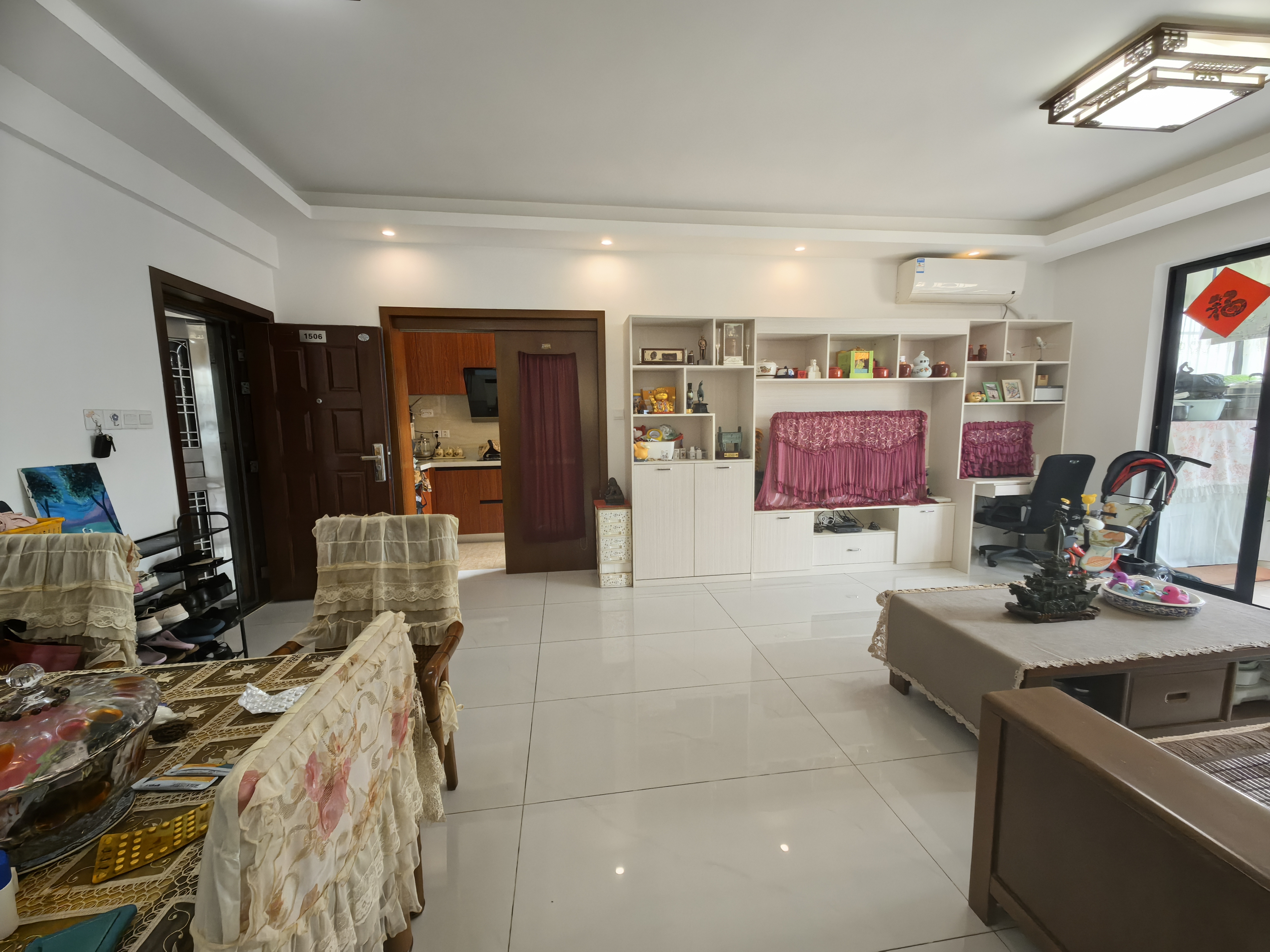 荣德花园 3室2厅2卫 230.0万 荣德花园 3室2厅2卫 230.0万室内图