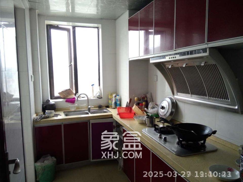 保利麓谷林语E区  3室2厅1卫   2200.00元/月室内图