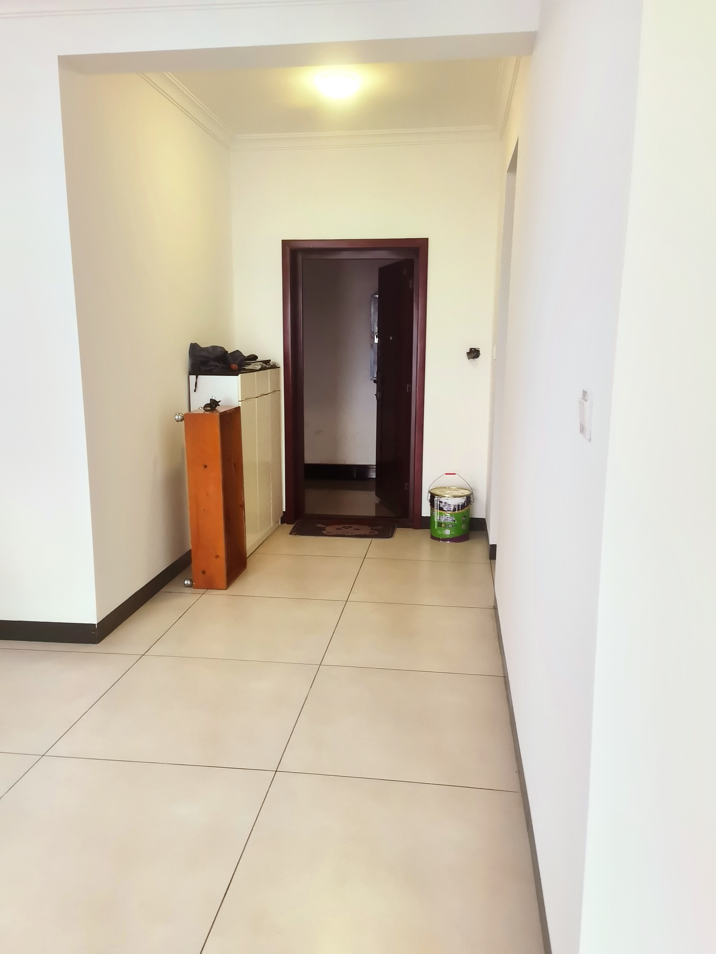 银色现代城 2室2厅1卫 1400.0元/月 银色现代城 2室2厅1卫 1400.0元/月室内图