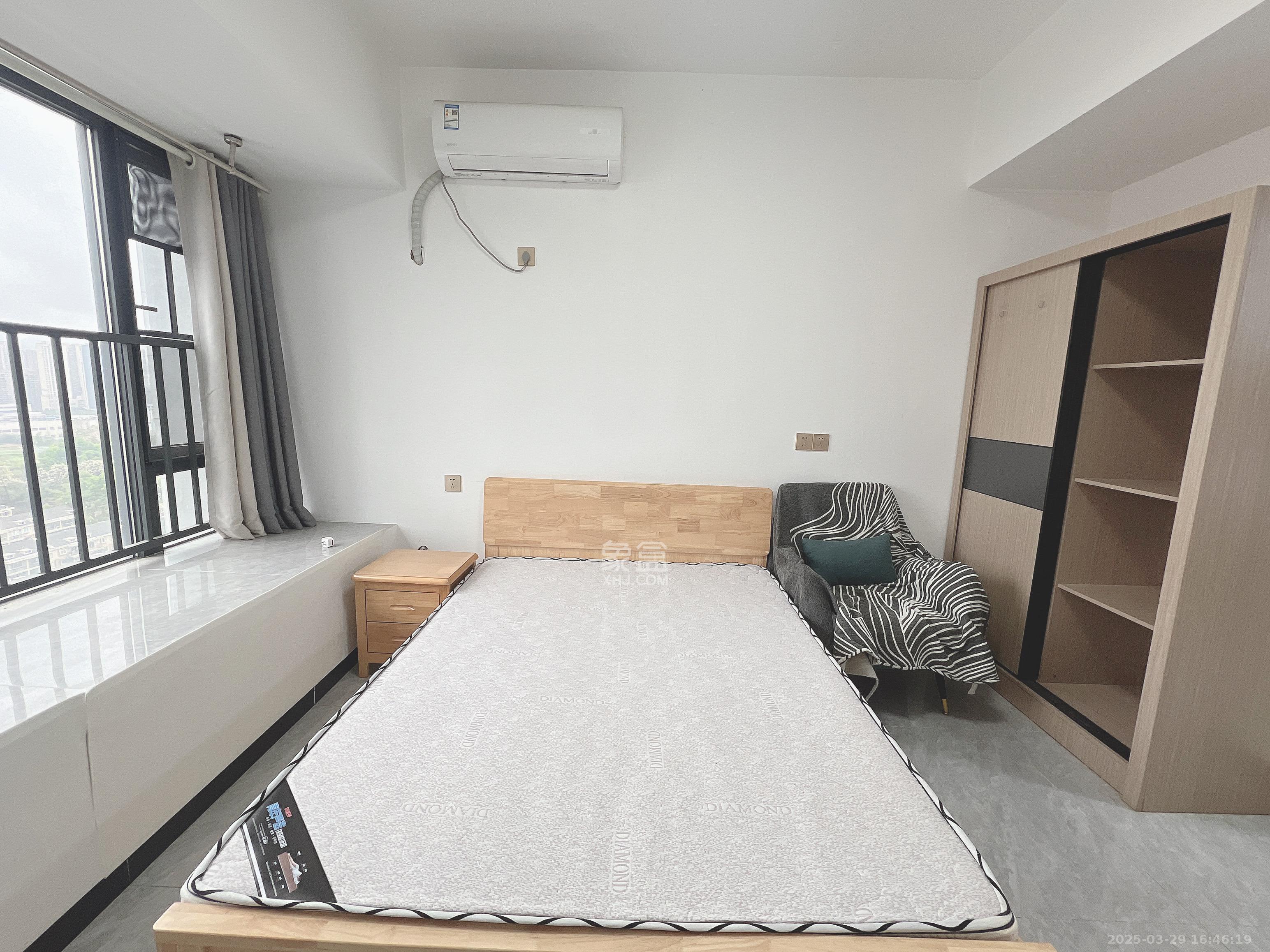 龙湖湘江星座(祺鑫星座公寓)  1室1厅1卫    1600.0元/月 龙湖湘江星座(祺鑫星座公寓)  1室1厅1卫    1600.0元/月户型图