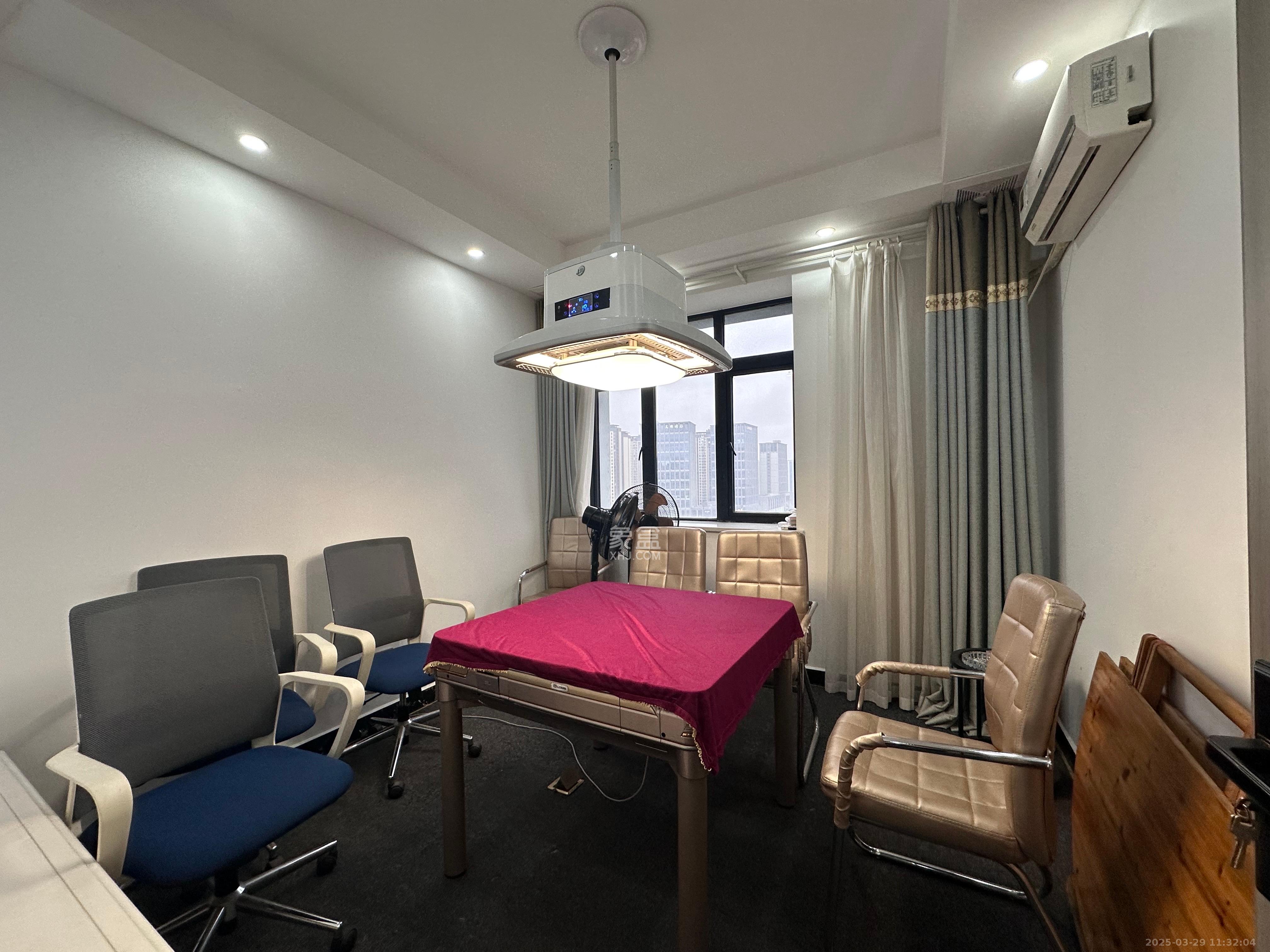 鑫远杰座  5室2厅1卫    7280.0元/月 鑫远杰座  5室2厅1卫    7280.0元/月室内图