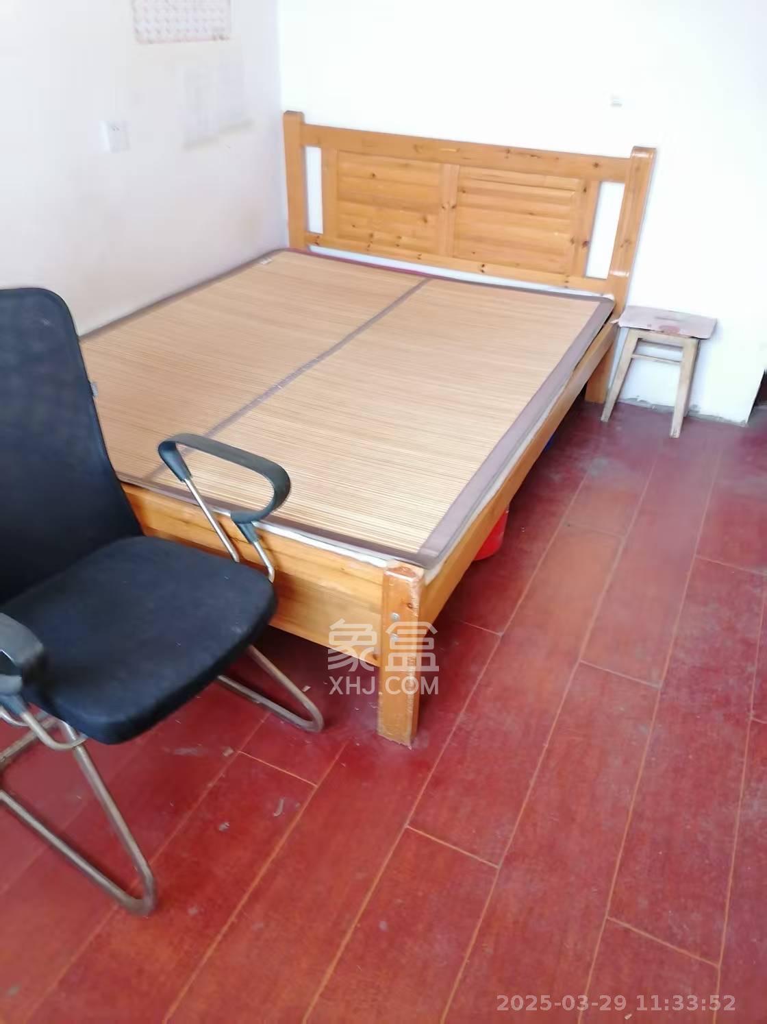 阿弥岭一二片 2室1厅1卫 1500.0元/月 阿弥岭一二片 2室1厅1卫 1500.0元/月室内图