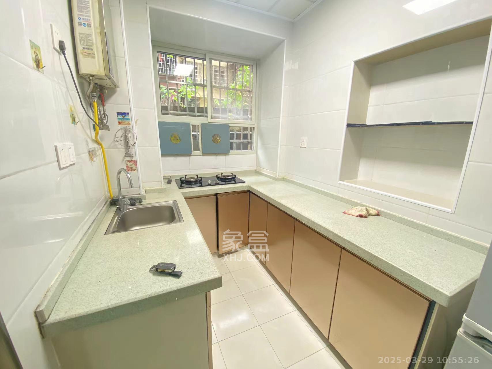 长郡花园 2室1厅1卫 910.0元/月 长郡花园 2室1厅1卫 910.0元/月室内图