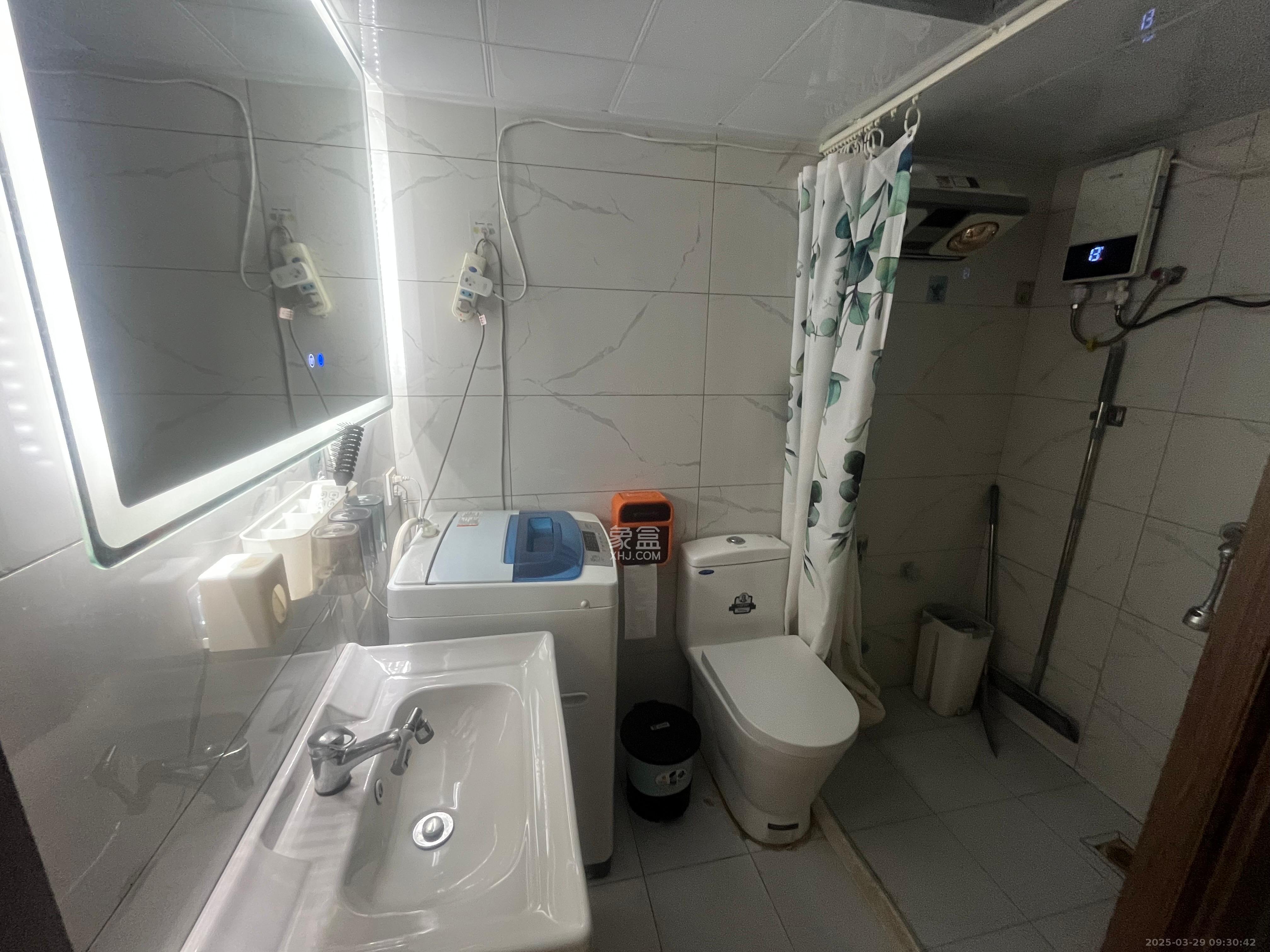 太阳城 2室1厅1卫 1550.0元/月 太阳城 2室1厅1卫 1550.0元/月室内图