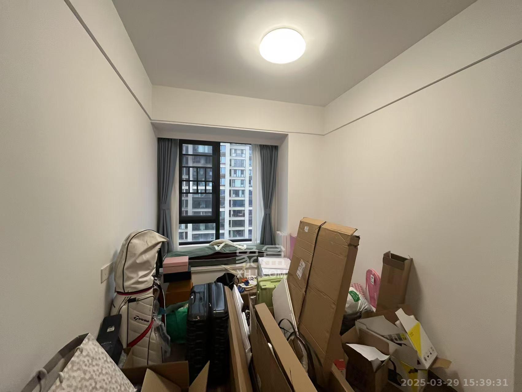 金茂建发观悦  4室2厅2卫   4500.00元/月室内图