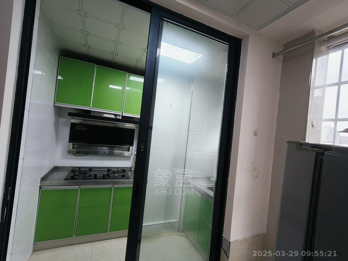 中建御山和苑  1室1厅1卫   1200.00元/月室内图