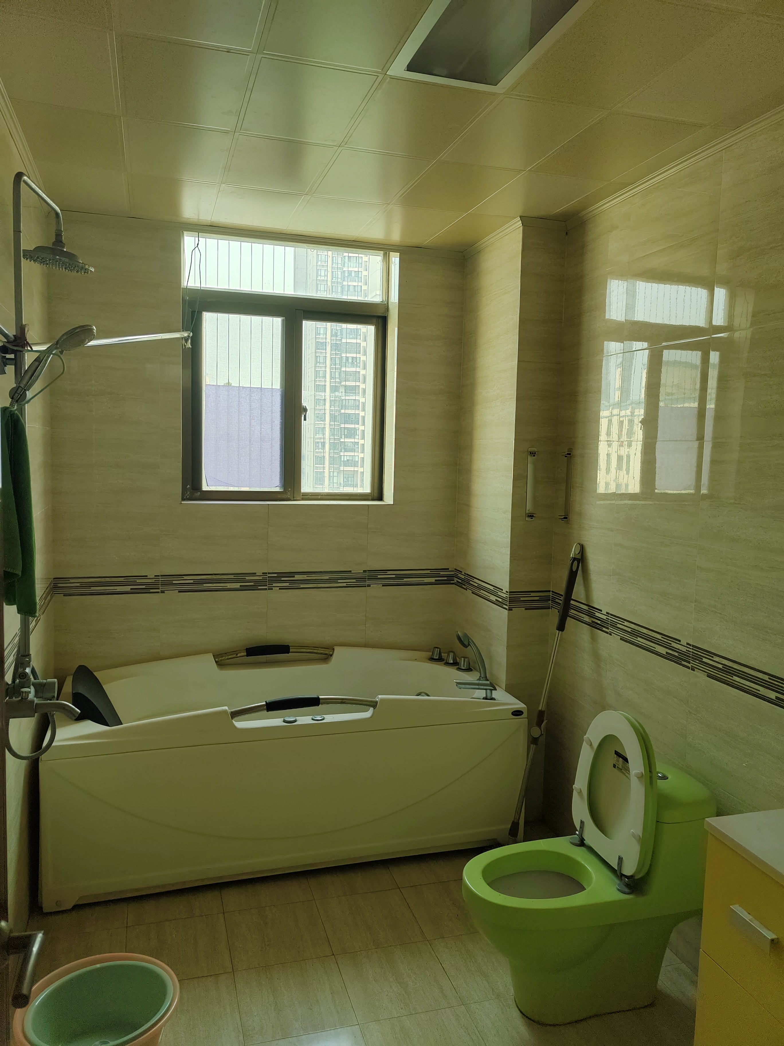 福隆广场 3室2厅2卫 3600.0元/月 福隆广场 3室2厅2卫 3600.0元/月室内图