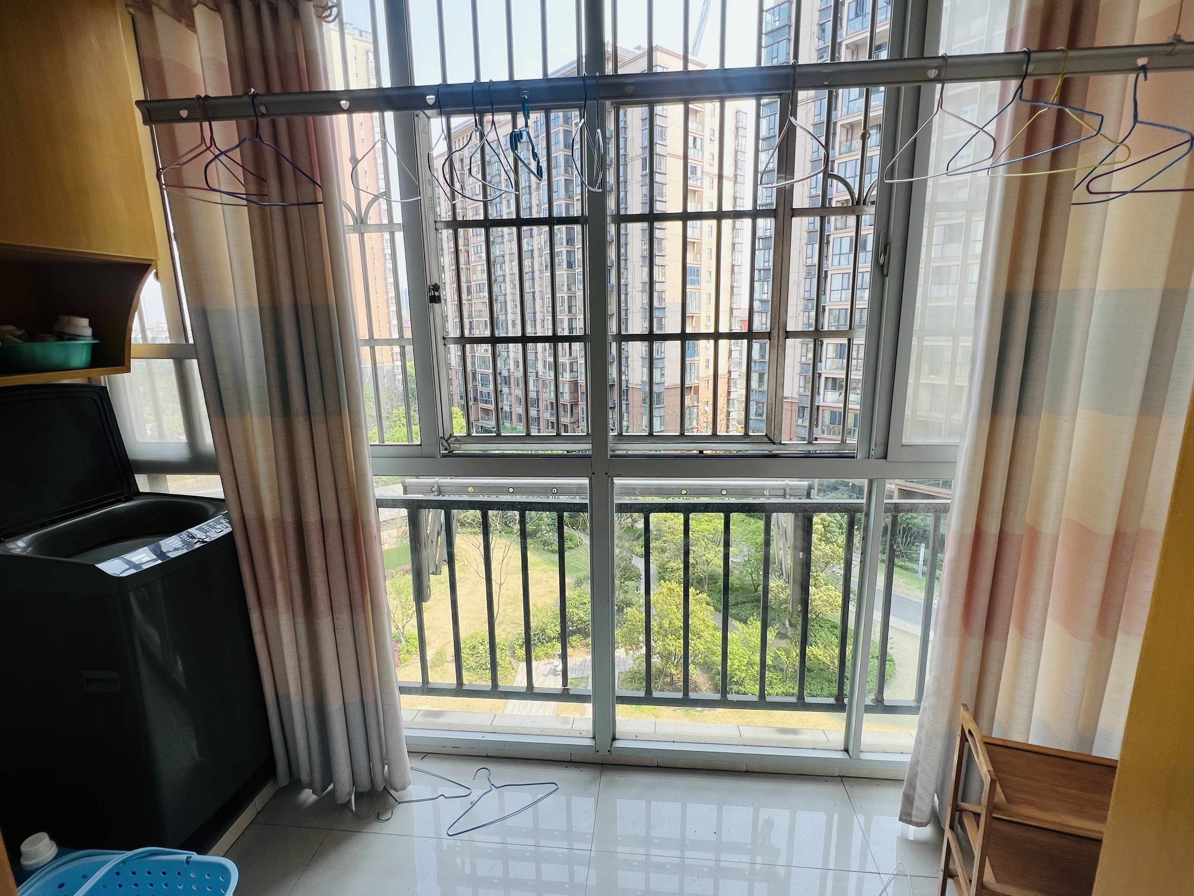 学府花园（文苑瑞景）  3室2厅2卫   1500.00元/月室内图