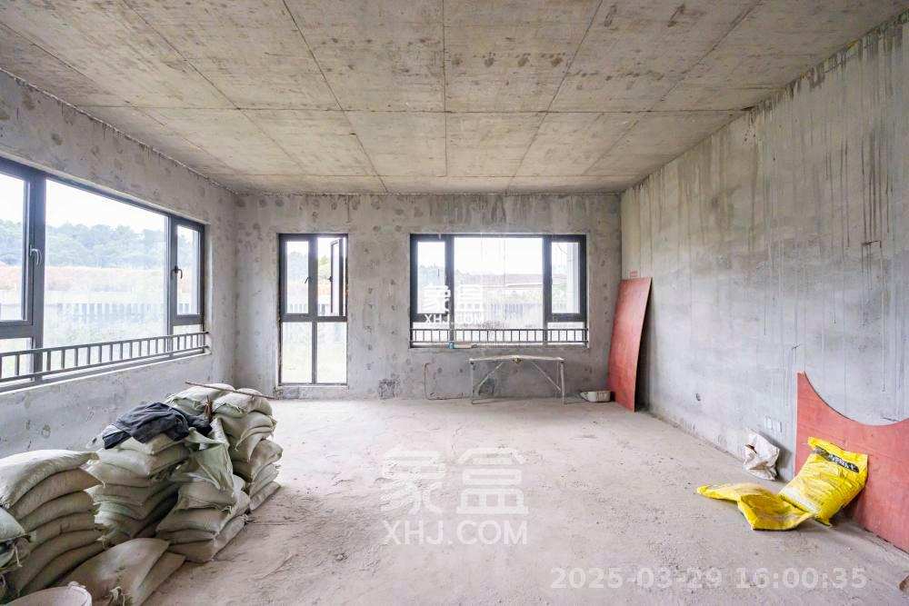 东原麓印长江C区 5室3厅4卫 6000.00元/月 东原麓印长江C区 5室3厅4卫 6000.00元/月室内图