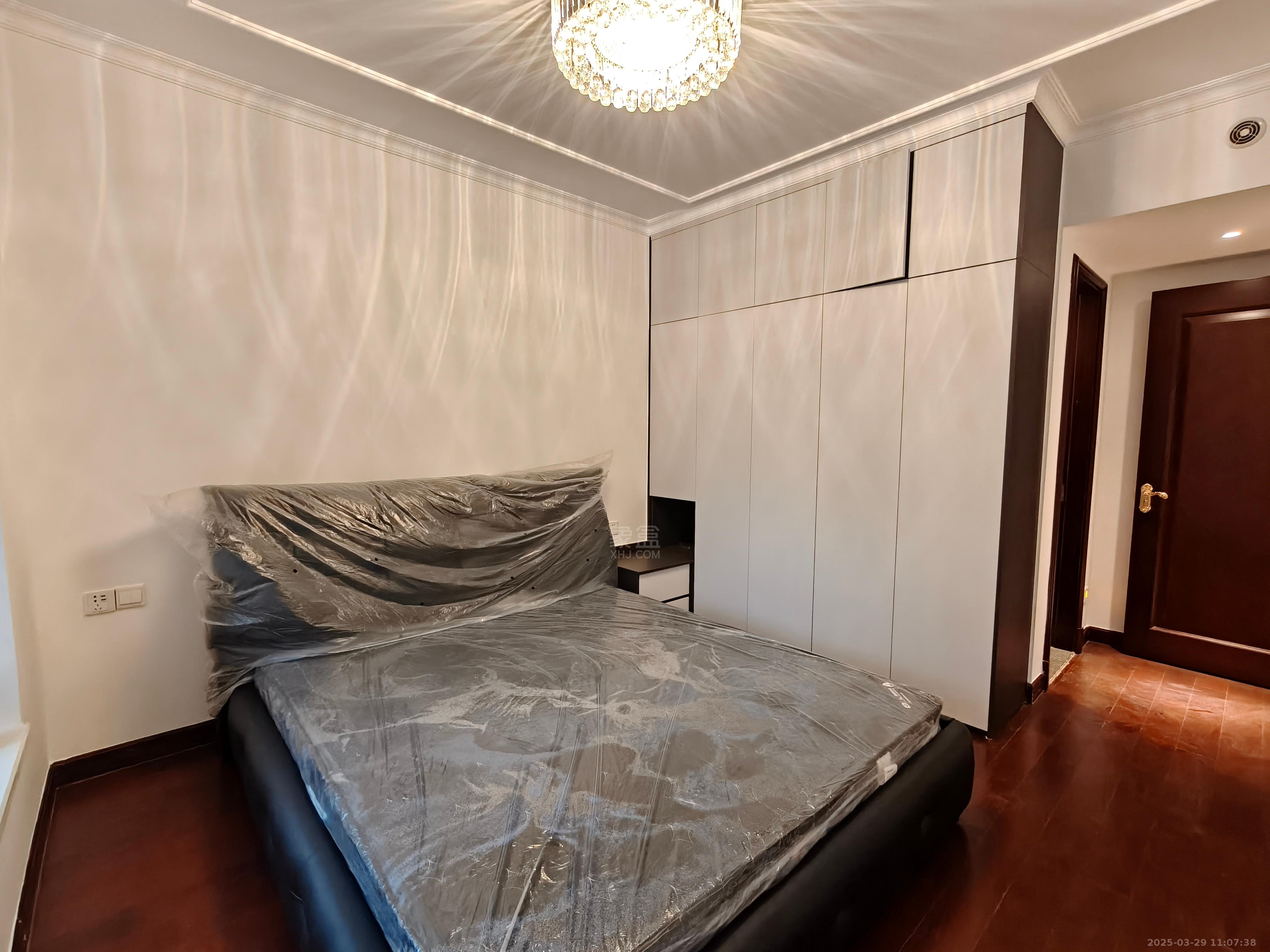 恒大华府 3室2厅2卫 2500.0元/月 恒大华府 3室2厅2卫 2500.0元/月室内图