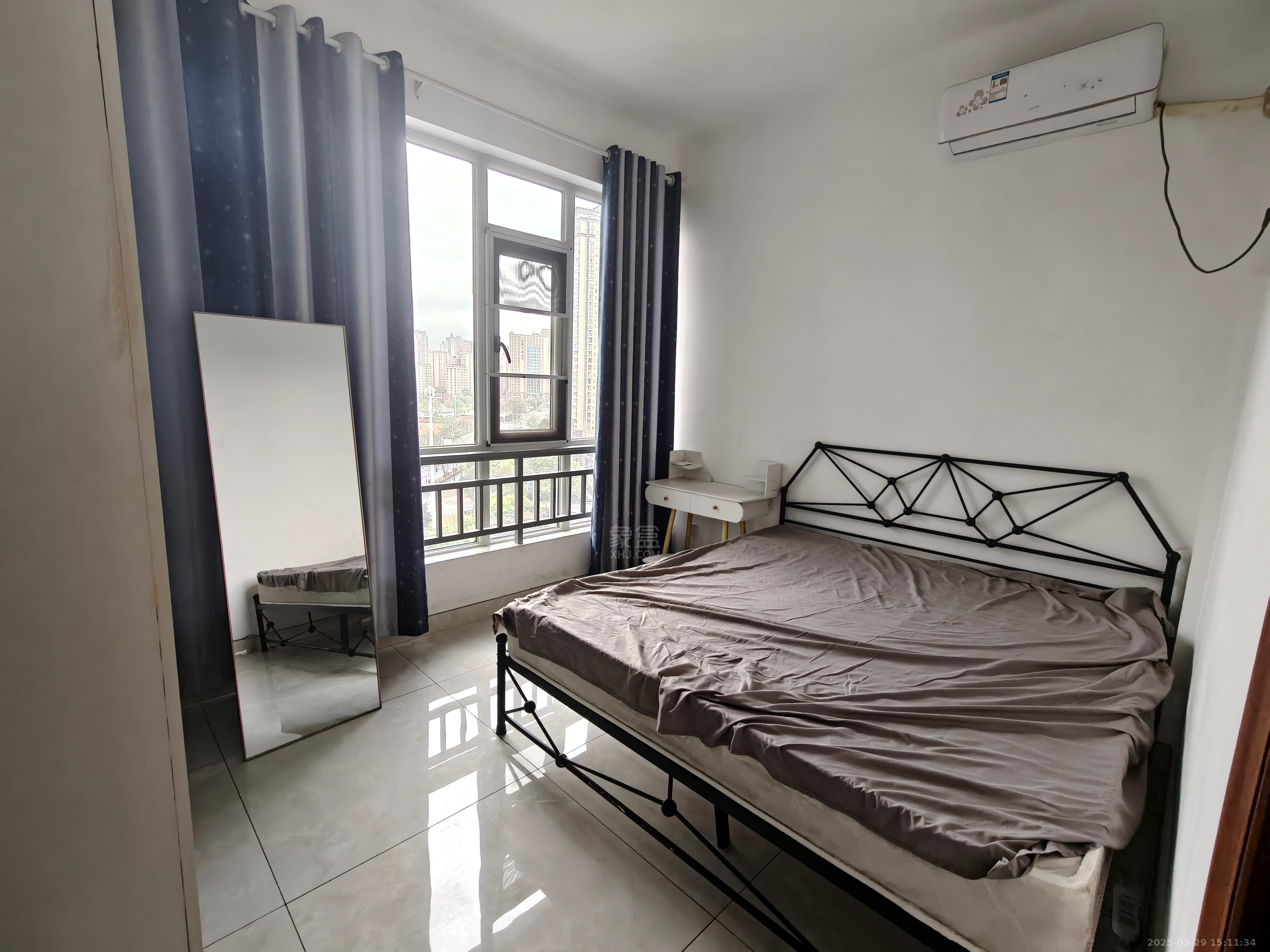 庐山一号 2室1厅1卫 1500.0元/月 庐山一号 2室1厅1卫 1500.0元/月室内图