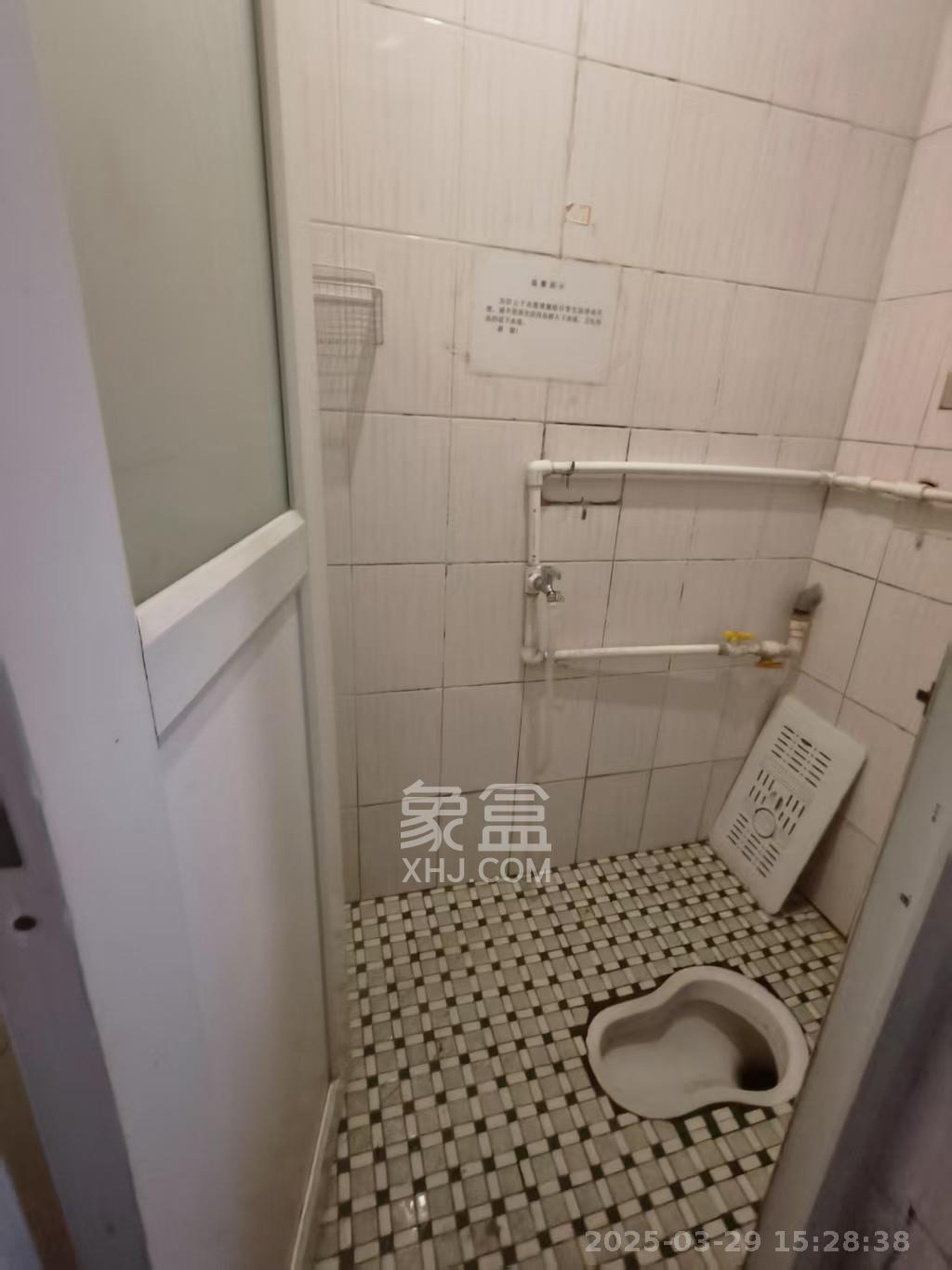 省衛(wèi)生廳宿舍  3室1廳1衛(wèi)   2200.00元/月室內(nèi)圖