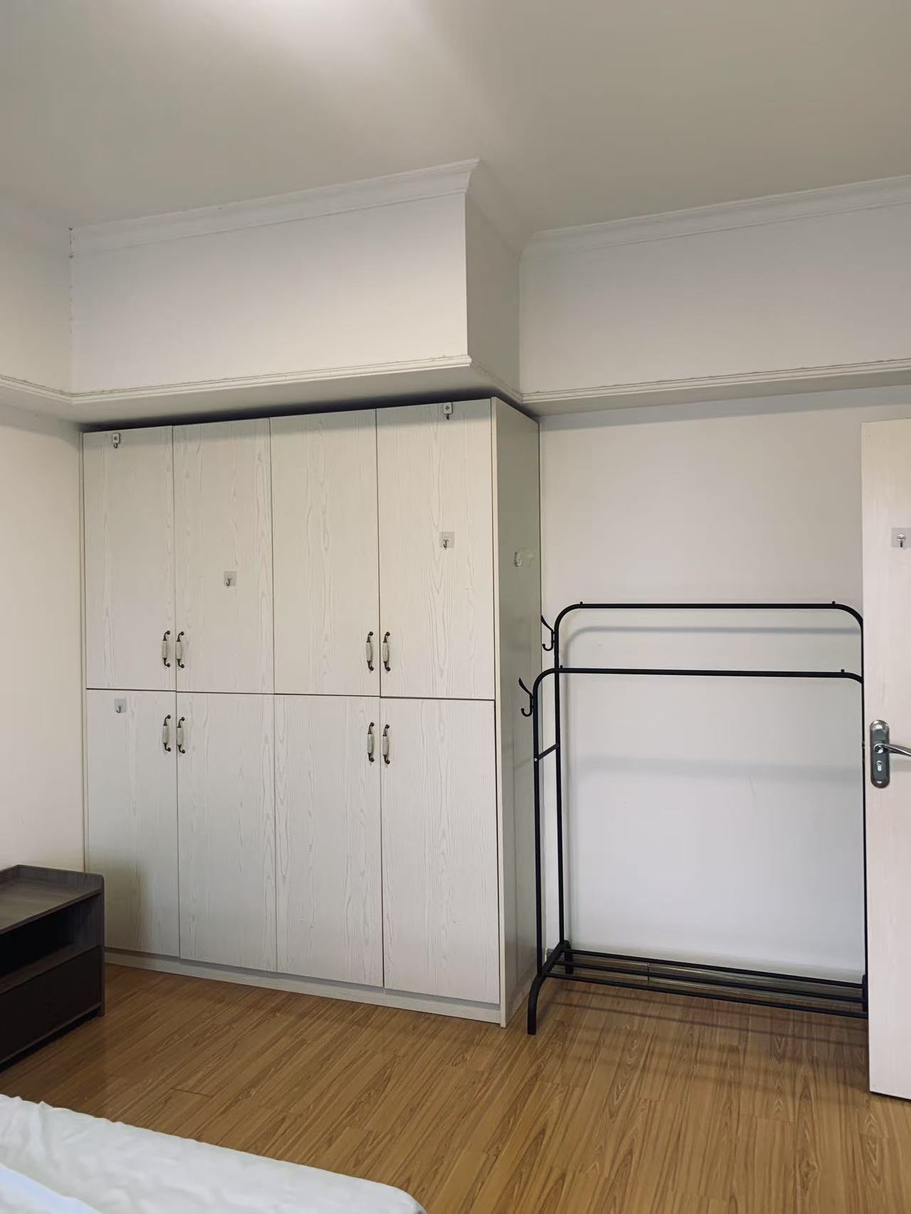 佳源罗马都市 1室1厅1卫 1400.0元/月 佳源罗马都市 1室1厅1卫 1400.0元/月室内图