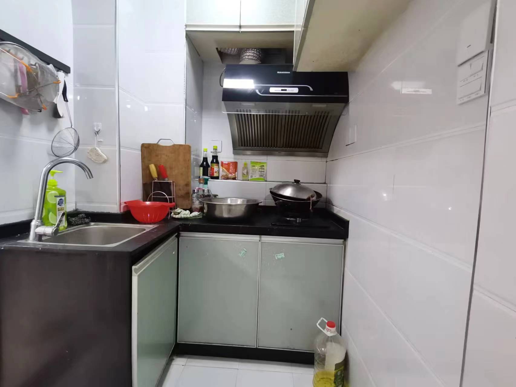 东方豪苑  1室1厅1卫    1000.0元/月室内图