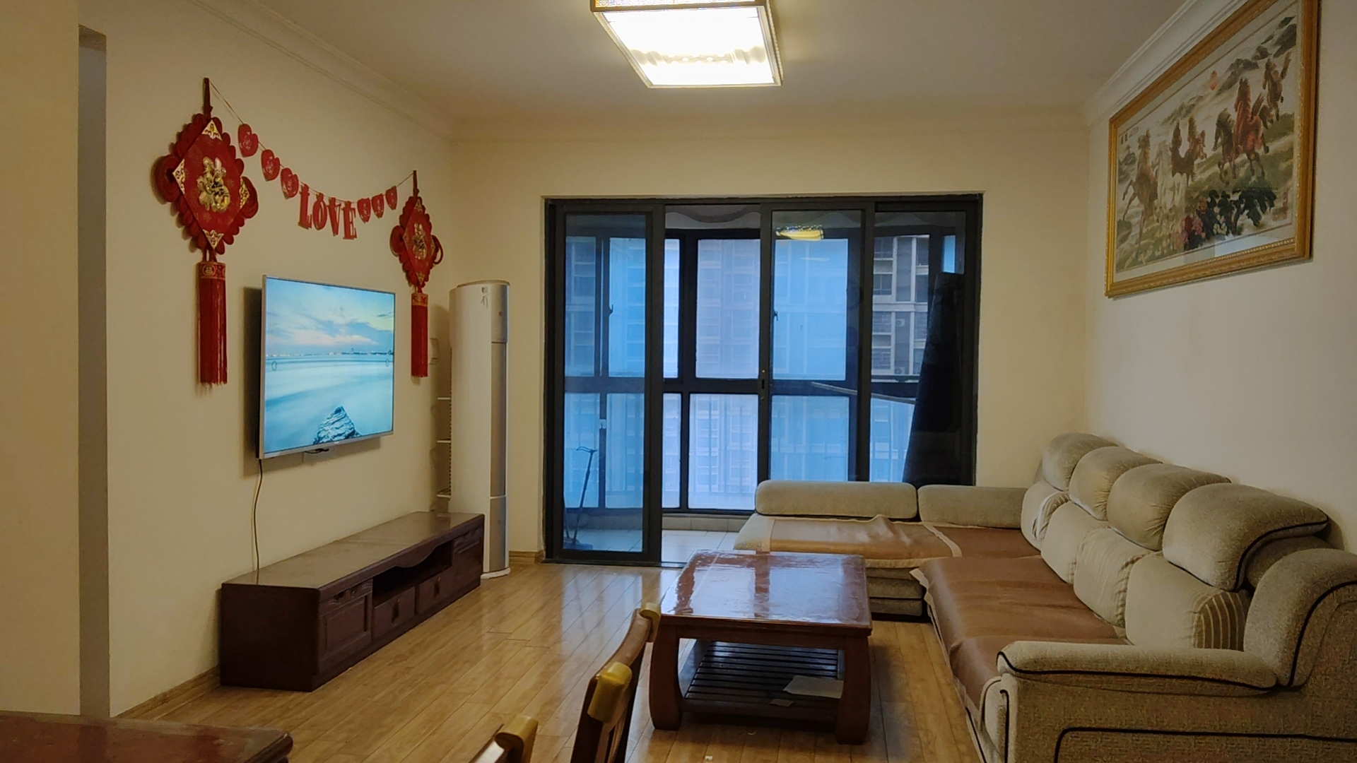 衡阳碧桂园 4室2厅2卫 1650.0元/月 衡阳碧桂园 4室2厅2卫 1650.0元/月室内图