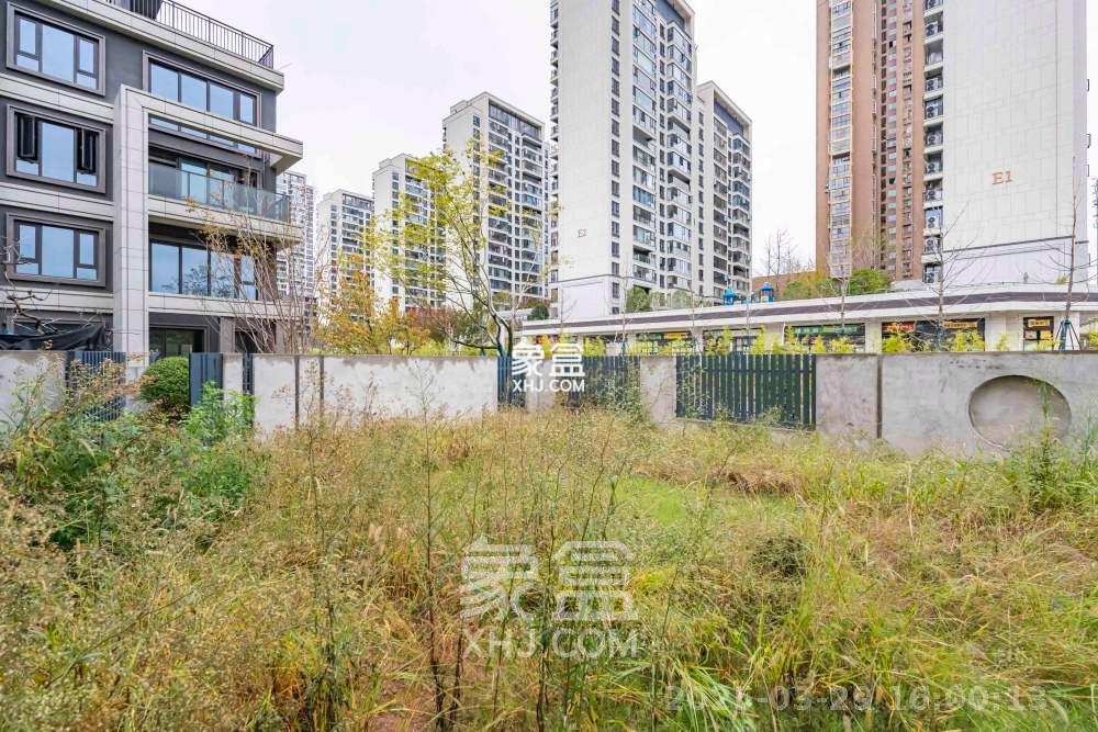 东原麓印长江C区 5室3厅4卫 6000.00元/月 东原麓印长江C区 5室3厅4卫 6000.00元/月小区图