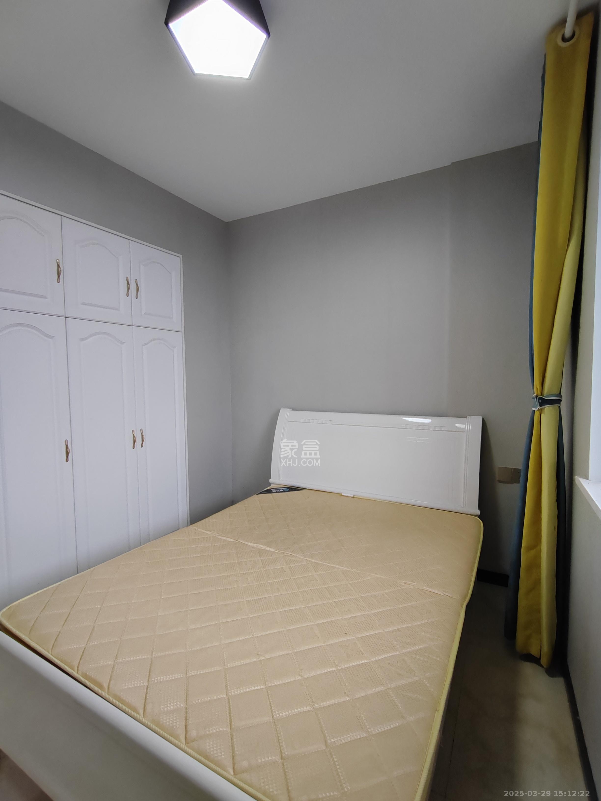 融创融公馆(融创臻苑) 3室2厅2卫 2200.0元/月 融创融公馆(融创臻苑) 3室2厅2卫 2200.0元/月室内图