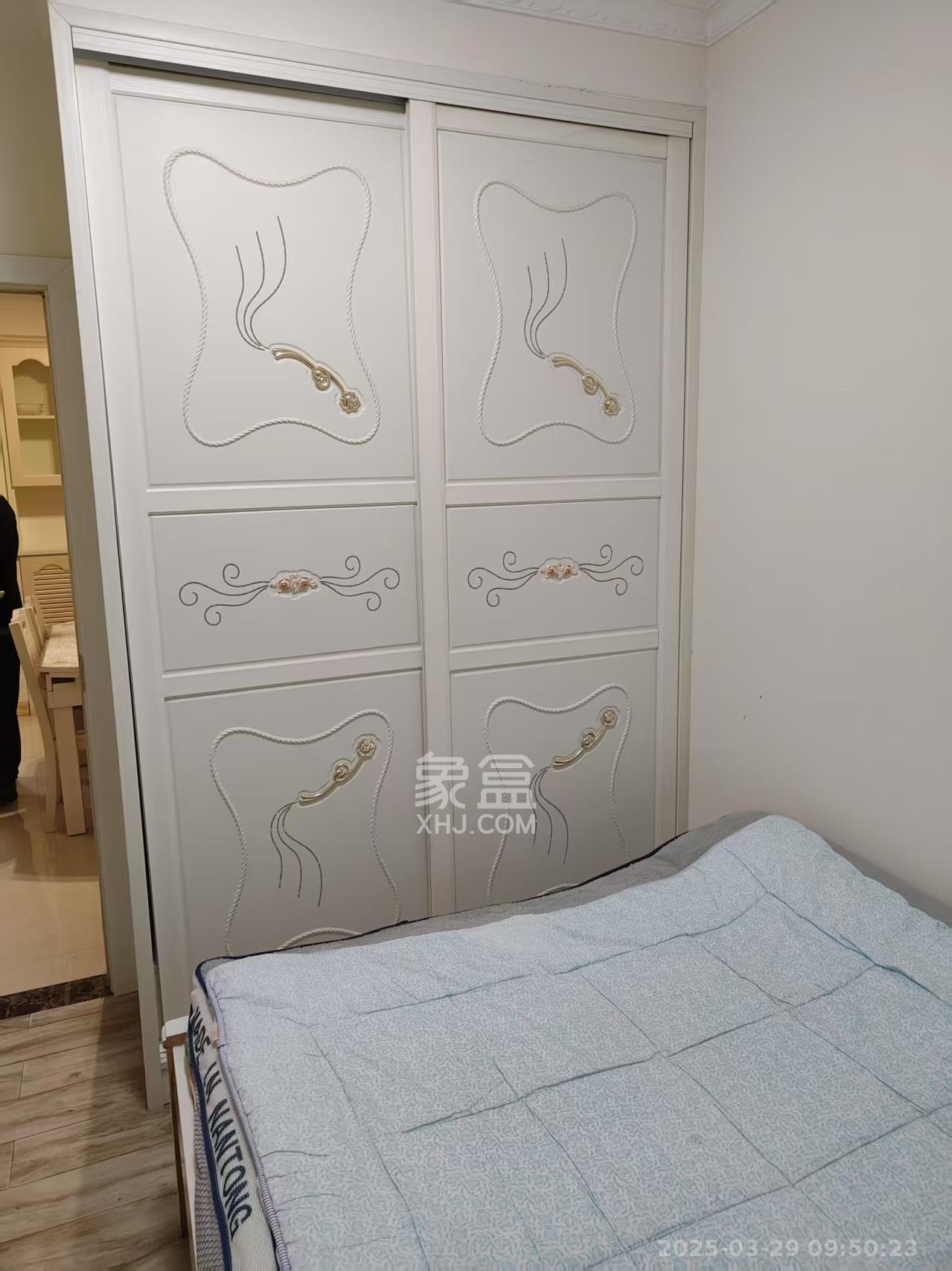 梅溪鑫苑名家  3室2厅1卫   2650.00元/月室内图