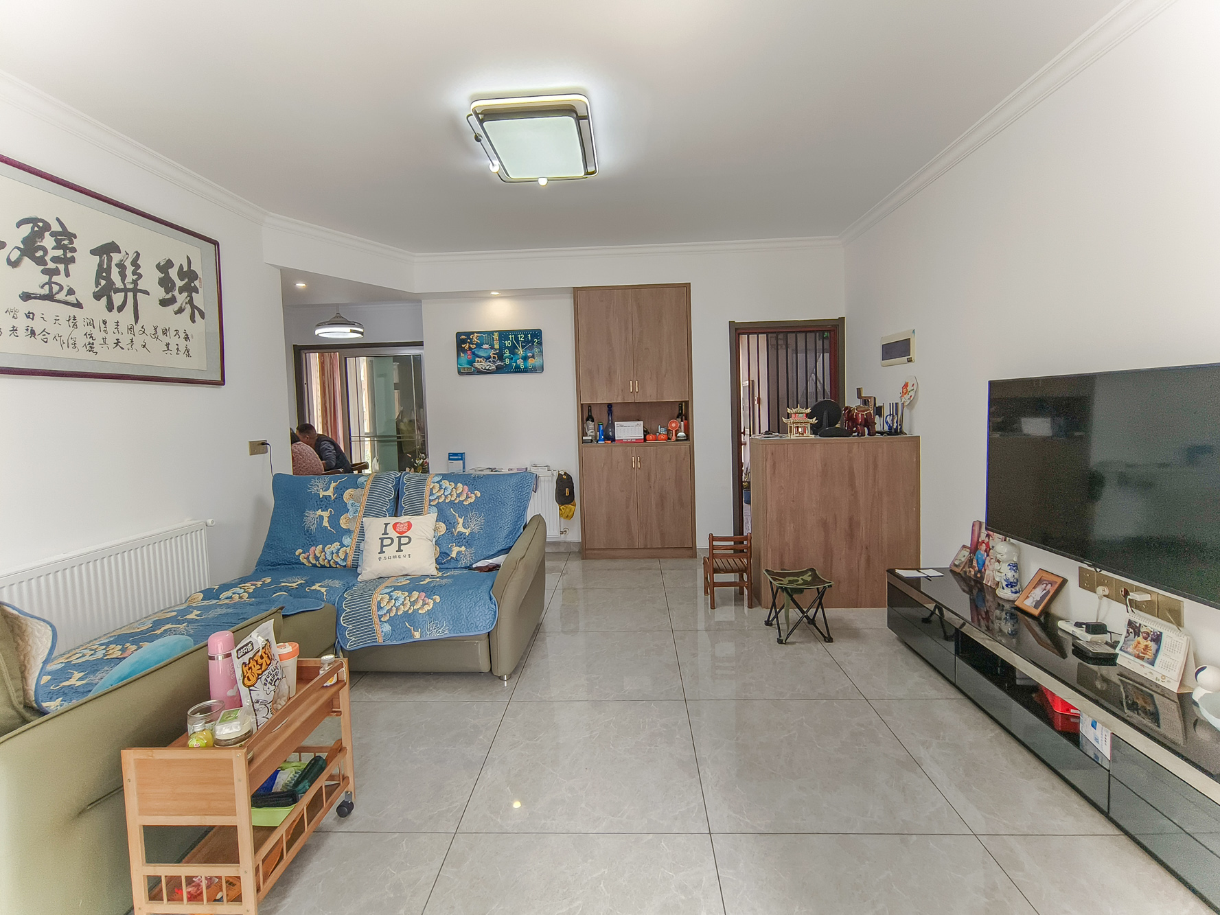 和悦城(蟠龙景苑) 3室2厅2卫 92.8万 和悦城(蟠龙景苑) 3室2厅2卫 92.8万客厅