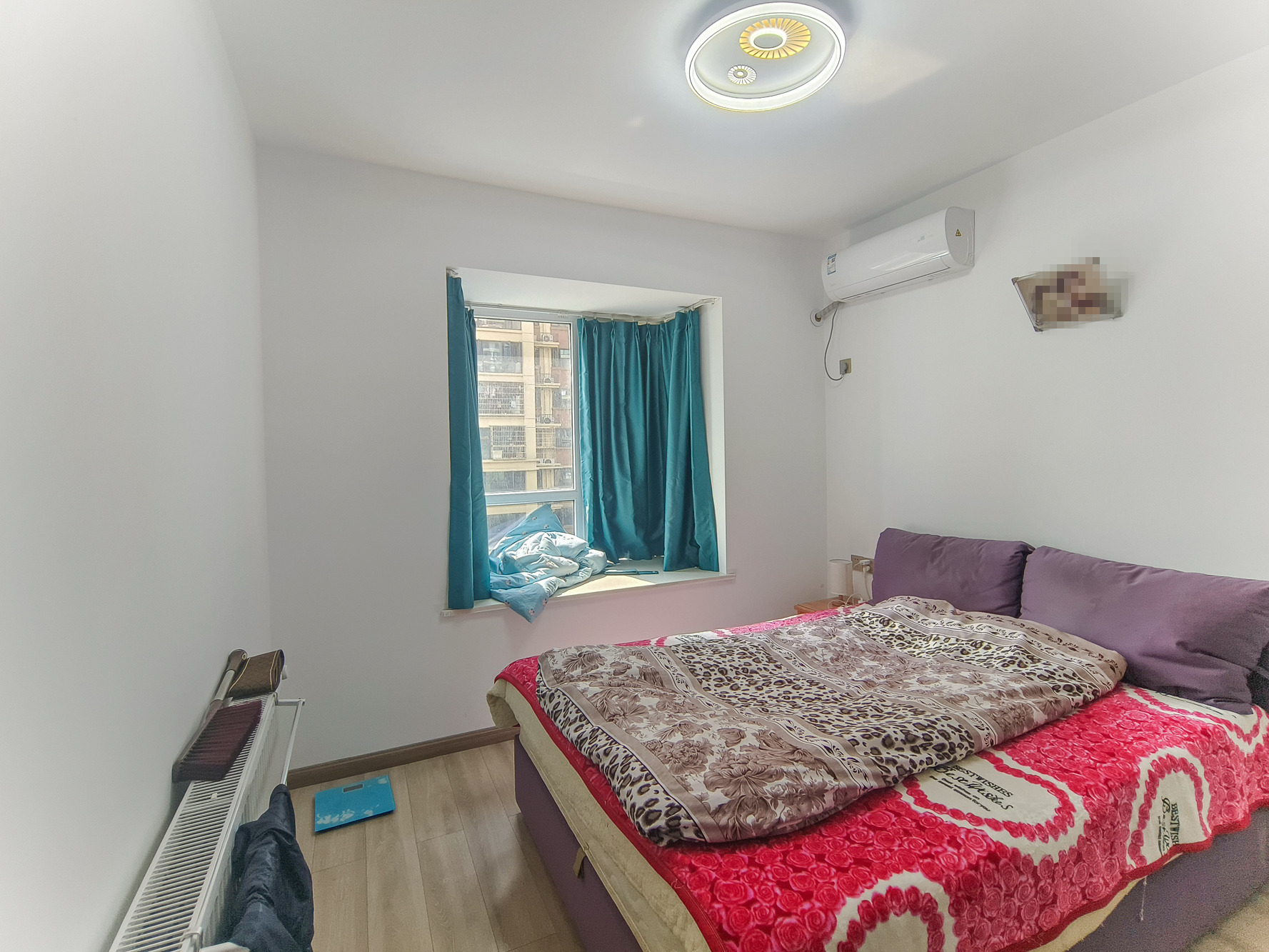 和悦城(蟠龙景苑) 3室2厅2卫 92.8万 和悦城(蟠龙景苑) 3室2厅2卫 92.8万卧室