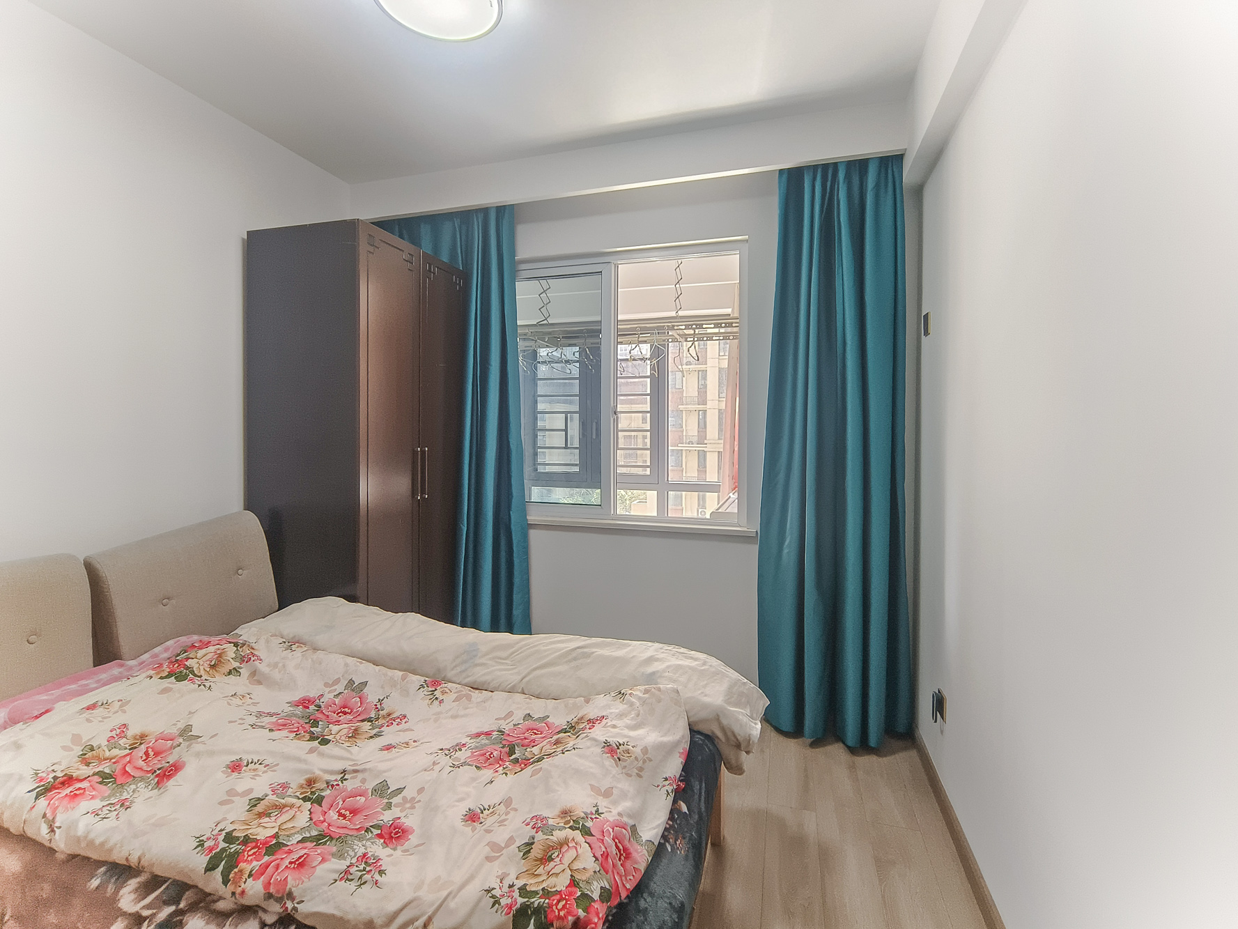 和悦城(蟠龙景苑) 3室2厅2卫 92.8万 和悦城(蟠龙景苑) 3室2厅2卫 92.8万卧室