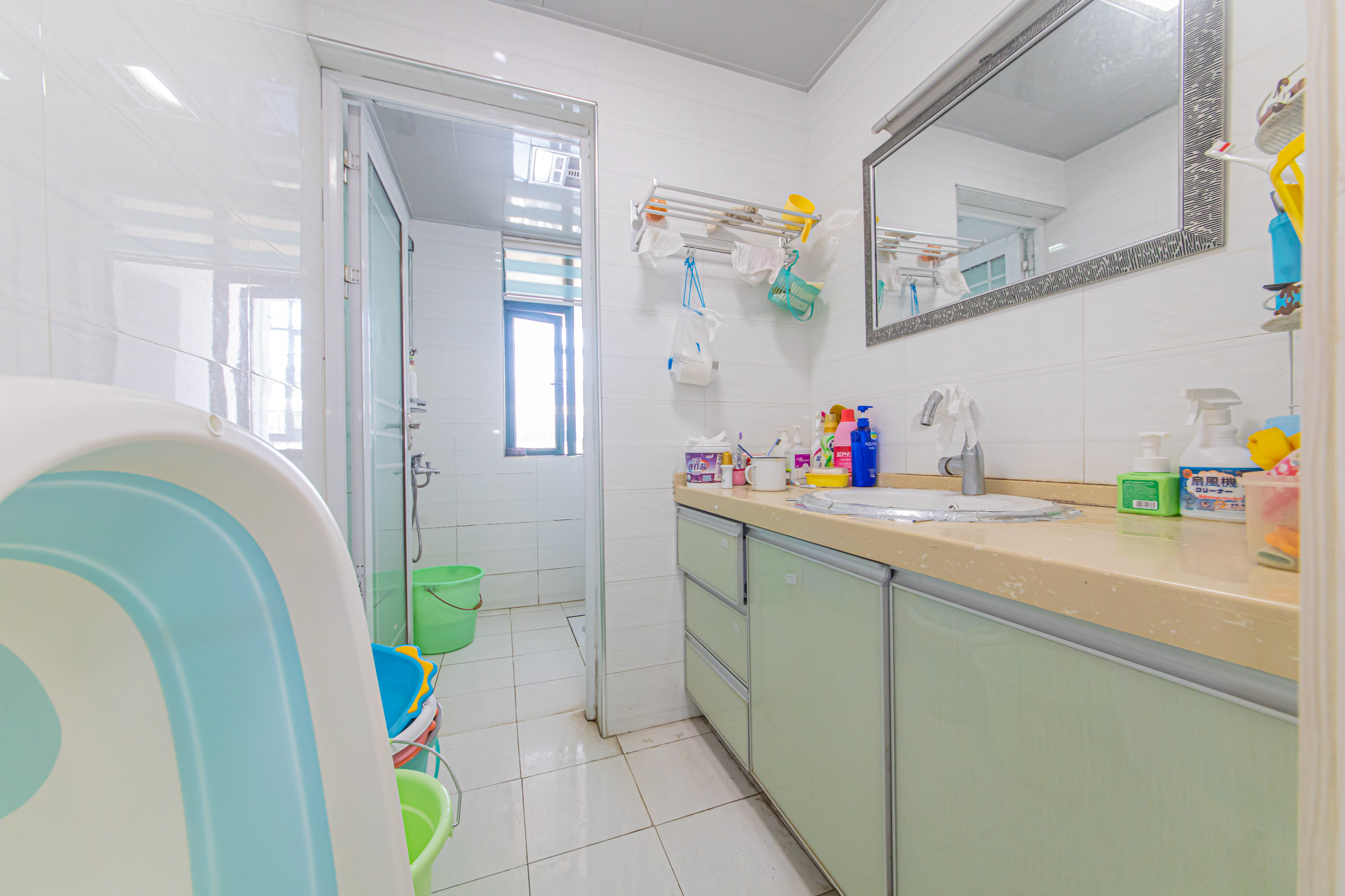 银桂苑 4室2厅1卫 127.7万 银桂苑 4室2厅1卫 127.7万卫生间