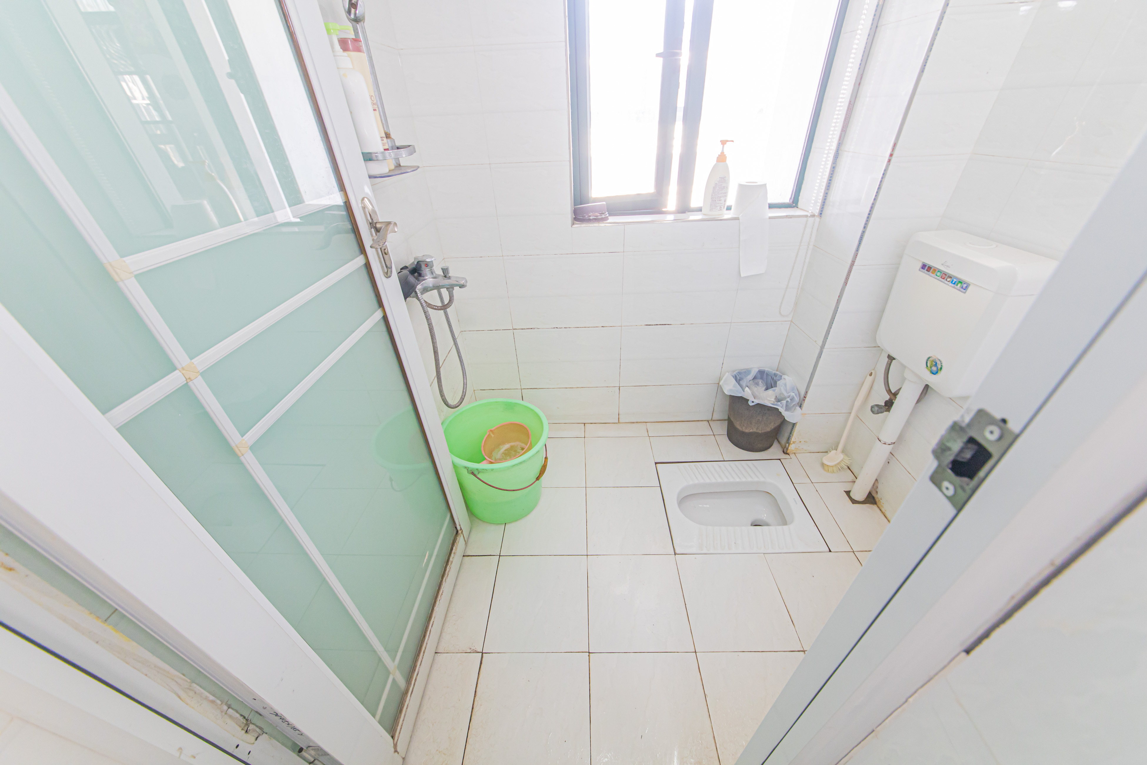 银桂苑 4室2厅1卫 127.7万 银桂苑 4室2厅1卫 127.7万卫生间