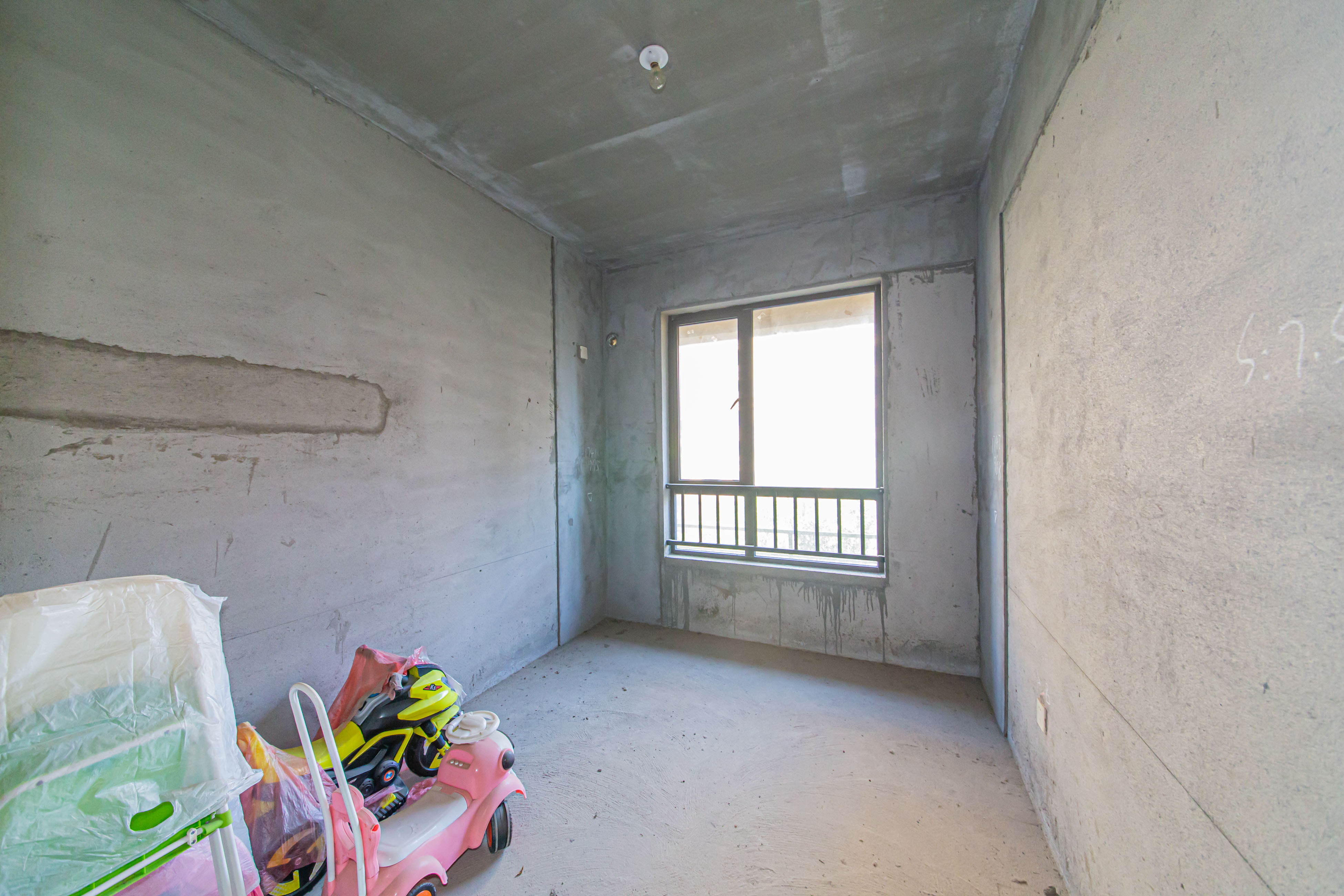 鑫远悦城(鑫远悦时代) 4室2厅2卫 115.0万 鑫远悦城(鑫远悦时代) 4室2厅2卫 115.0万卧室