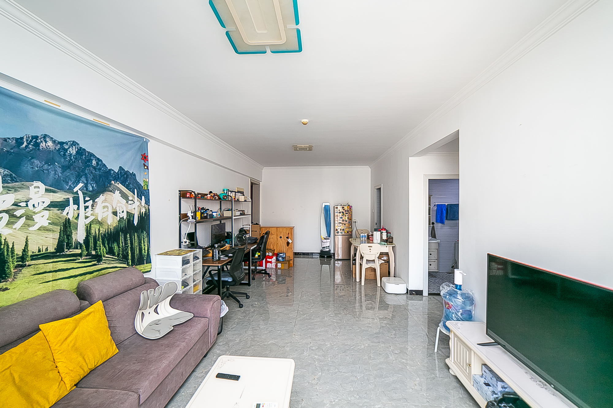 第六都(陆都小区) 2室2厅1卫 105.0万 第六都(陆都小区) 2室2厅1卫 105.0万客厅