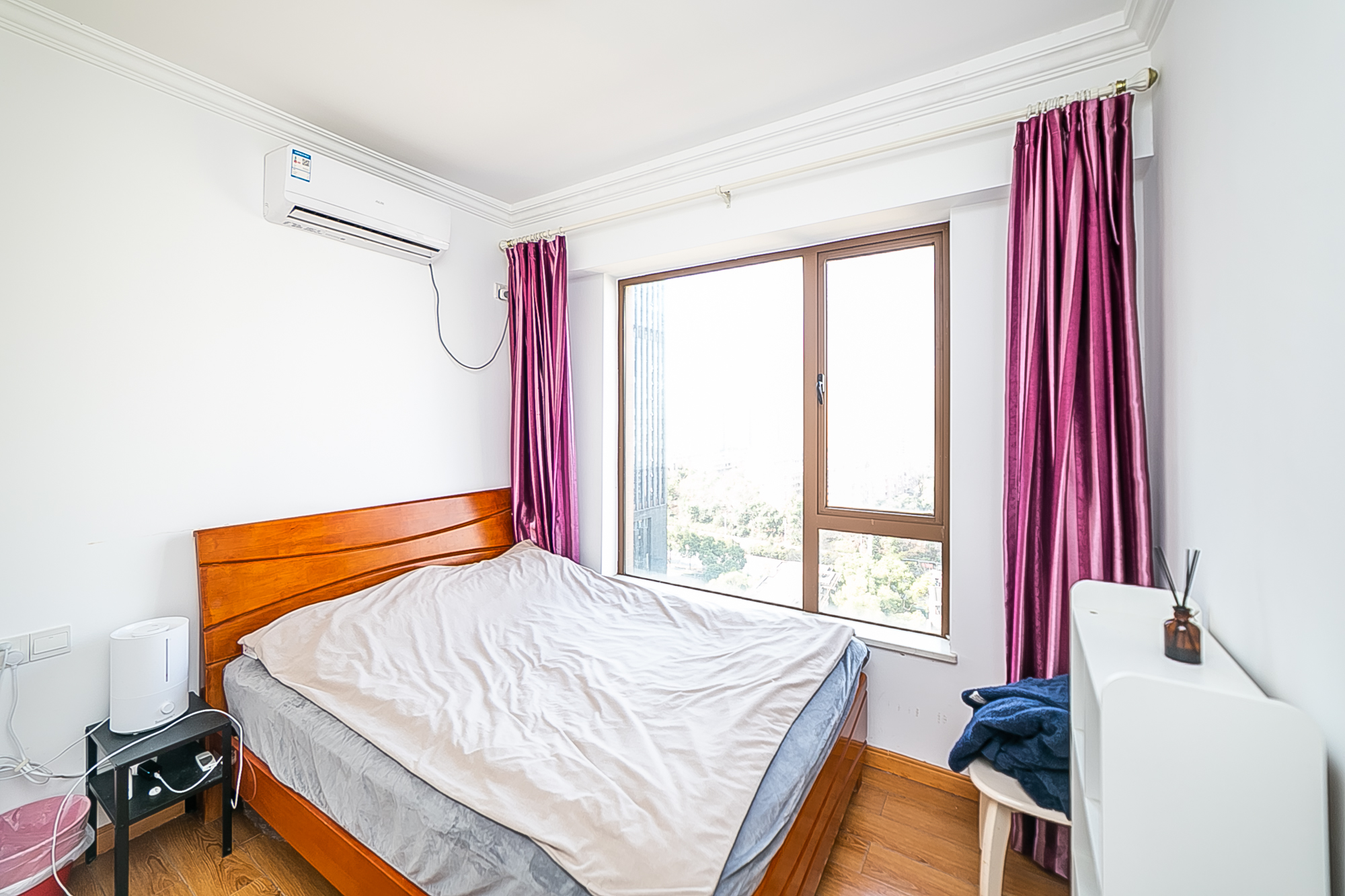 第六都（陆都小区）  2室2厅1卫    105.0万卧室