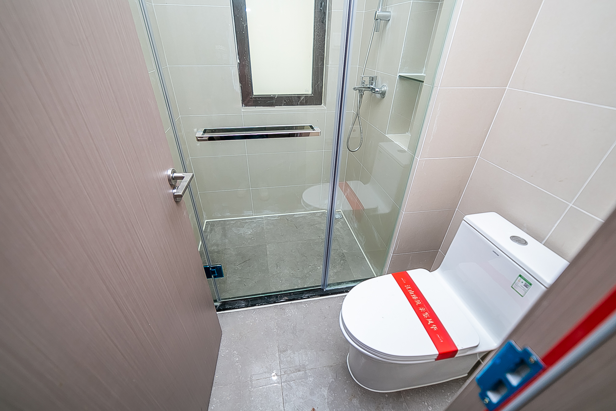 新力铂园(江山云著)  3室2厅2卫    129.8万 新力铂园(江山云著)  3室2厅2卫    129.8万卫生间