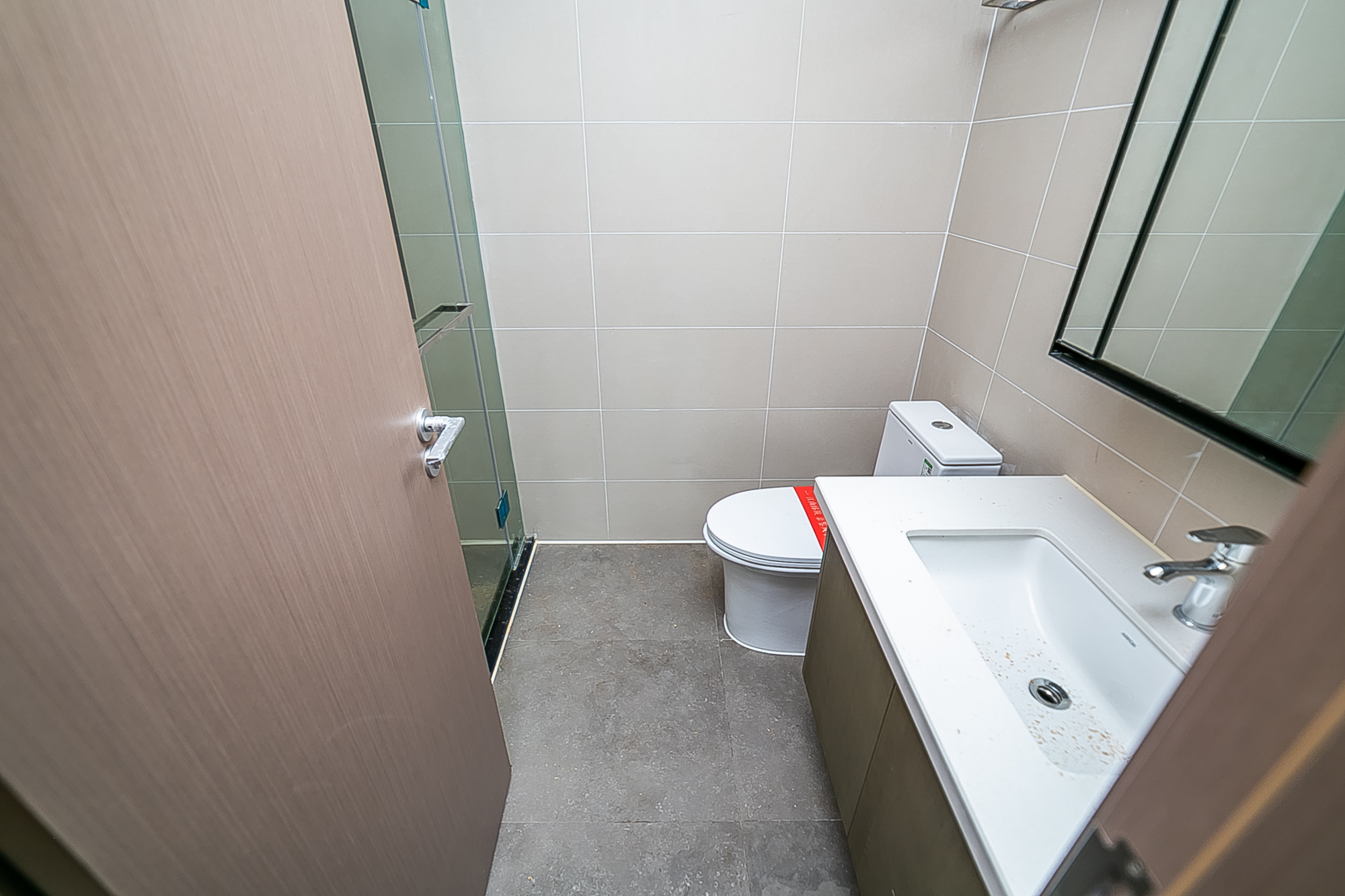 新力铂园(江山云著)  3室2厅2卫    129.8万 新力铂园(江山云著)  3室2厅2卫    129.8万卫生间