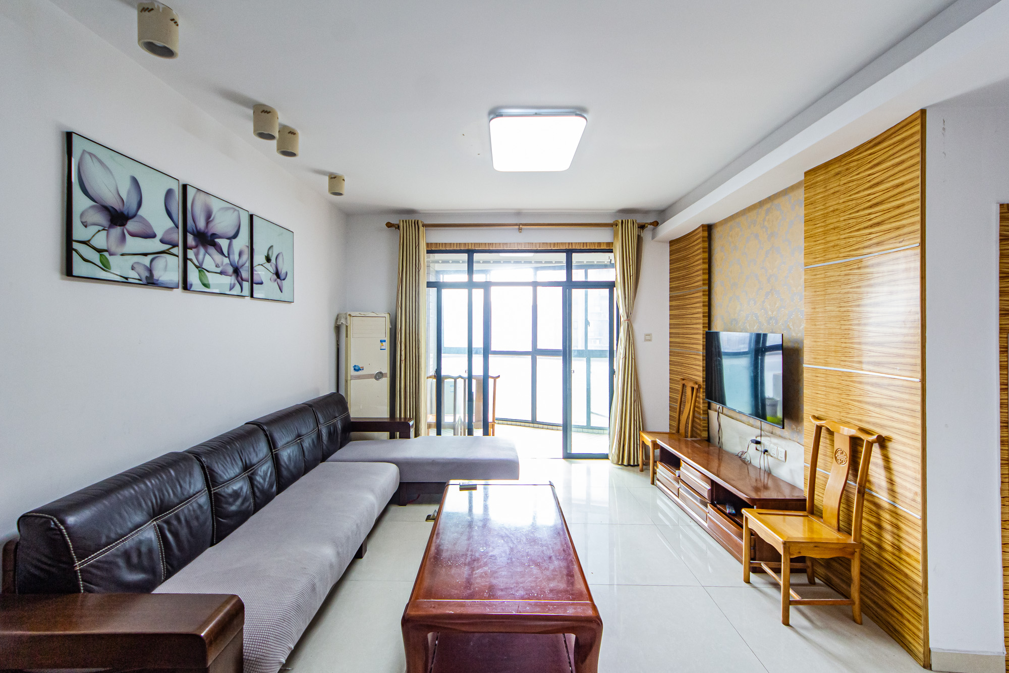 湘江世纪城悦江苑  2室2厅1卫    75.0万 湘江世纪城悦江苑  2室2厅1卫    75.0万