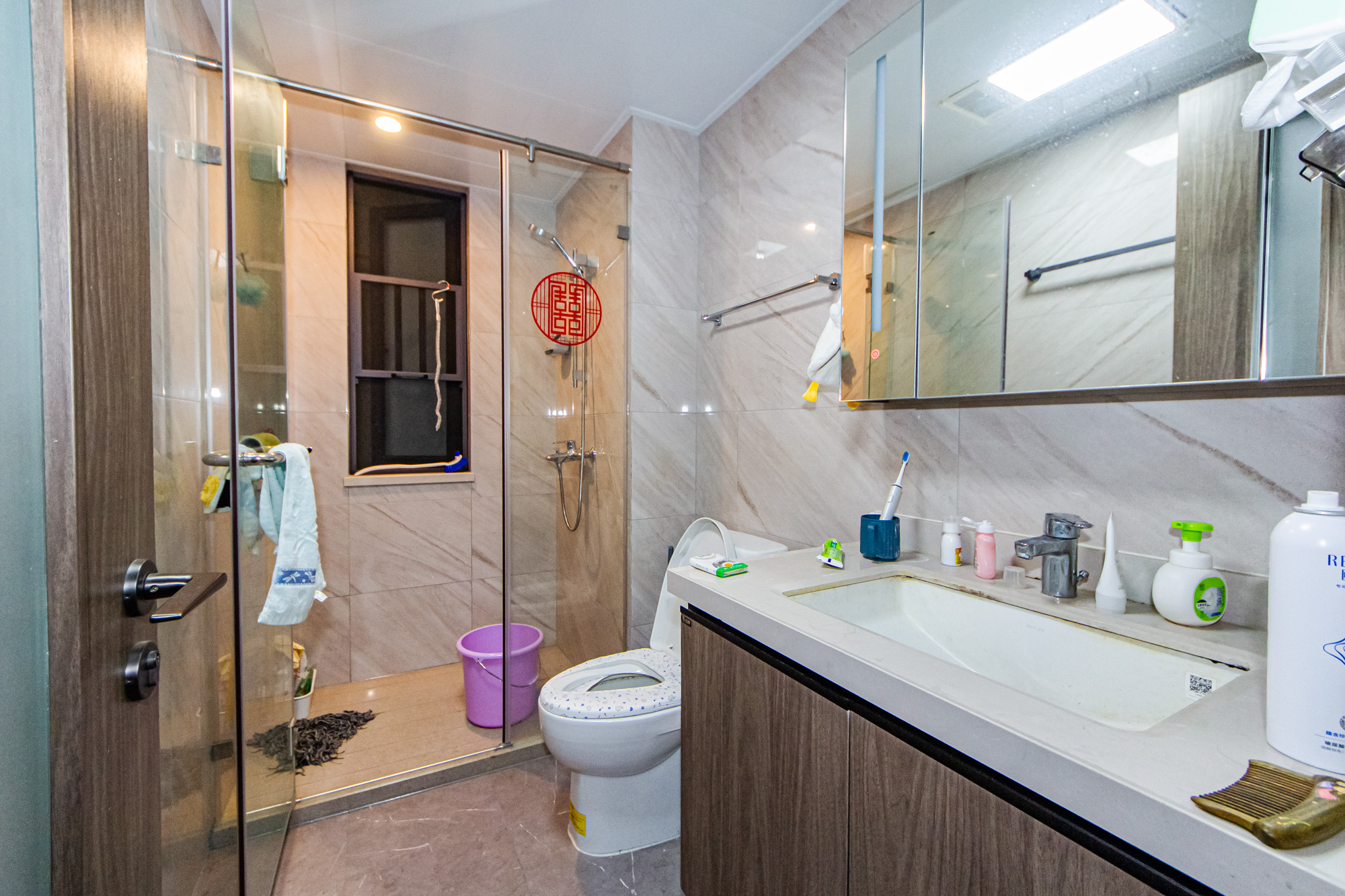 龙湖春江天玺 3室2厅2卫 136.0万 龙湖春江天玺 3室2厅2卫 136.0万卫生间