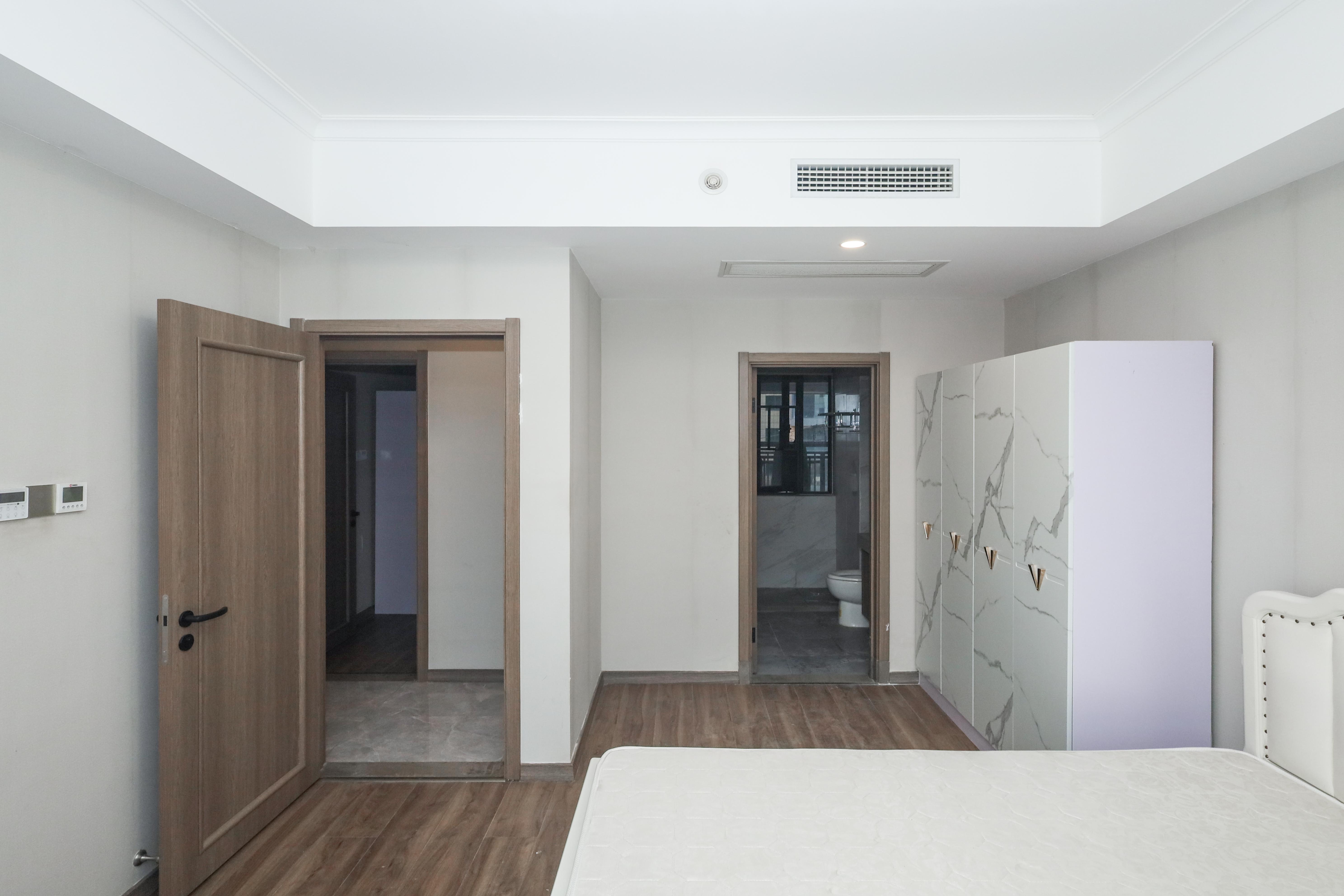 梦想新天地 3室2厅2卫 135.0万 梦想新天地 3室2厅2卫 135.0万卧室