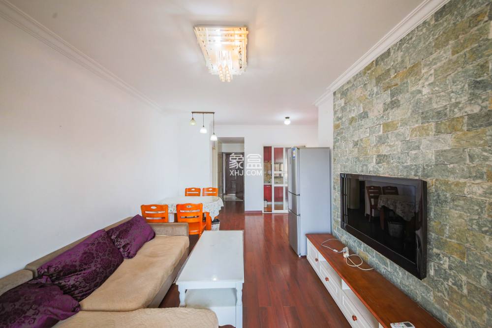 上峰苑（兰亭玥岛）  3室2厅1卫    57.0万