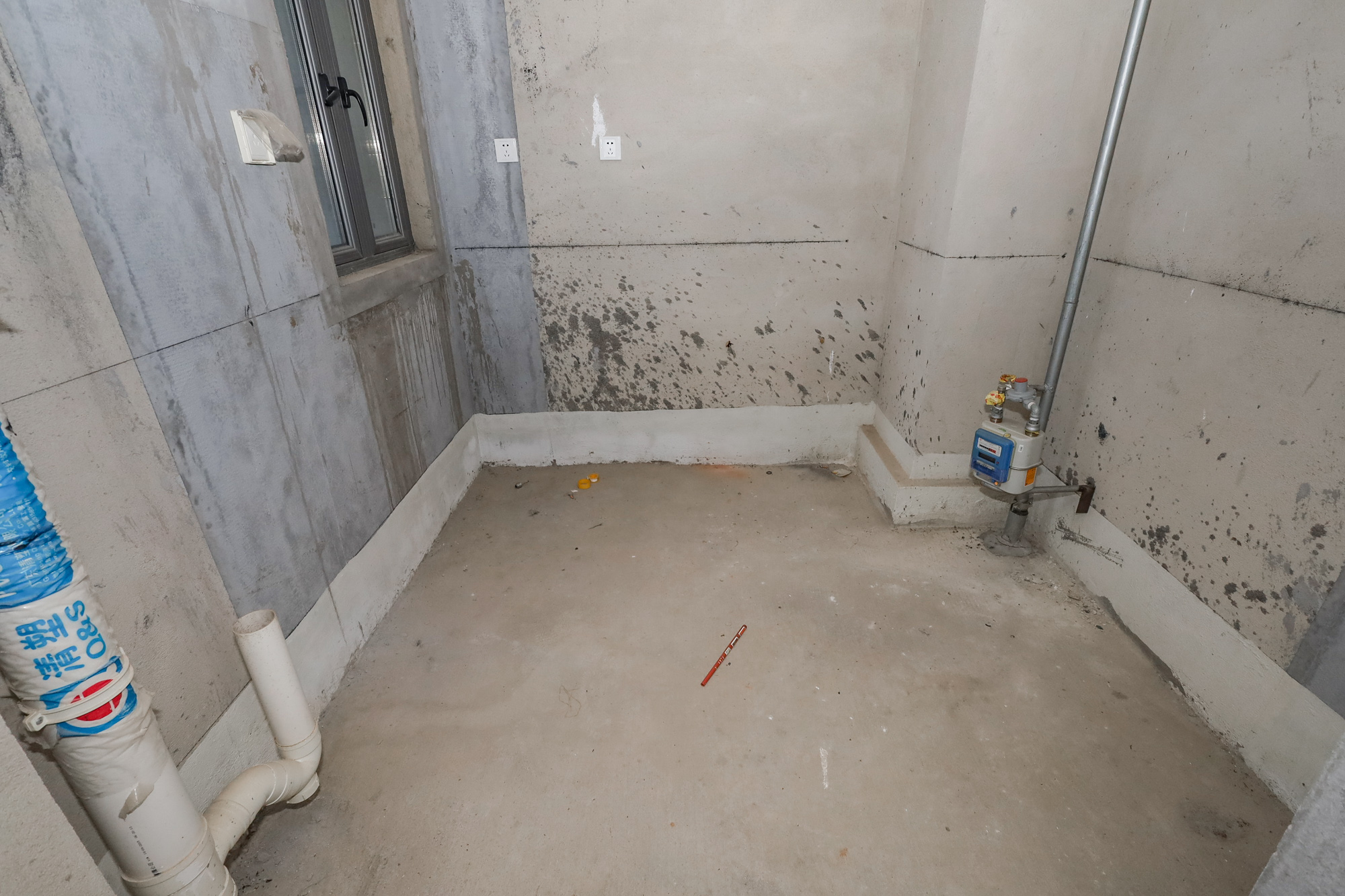 八方小区C区  3室2厅2卫    350.0万 八方小区C区  3室2厅2卫    350.0万厨房