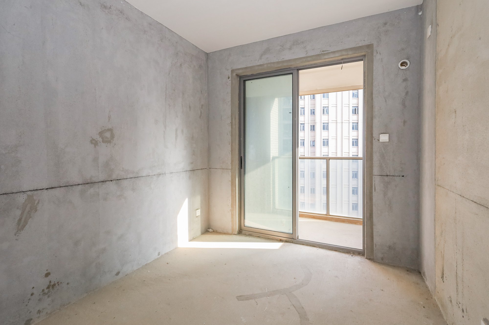 八方小区C区  3室2厅2卫    350.0万 八方小区C区  3室2厅2卫    350.0万卧室