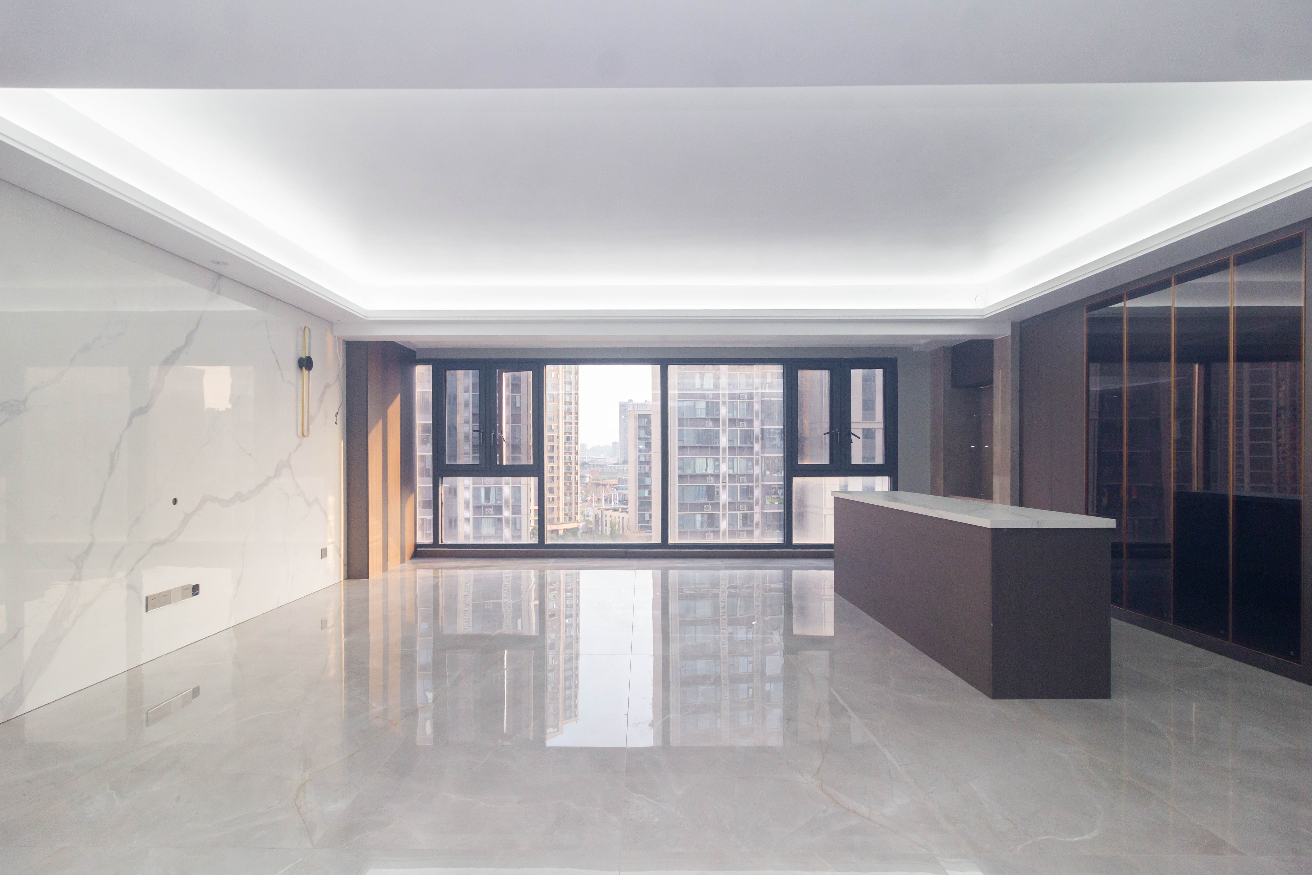 龙湖碧桂园天宸原著  4室2厅2卫    260.0万 龙湖碧桂园天宸原著  4室2厅2卫    260.0万客厅