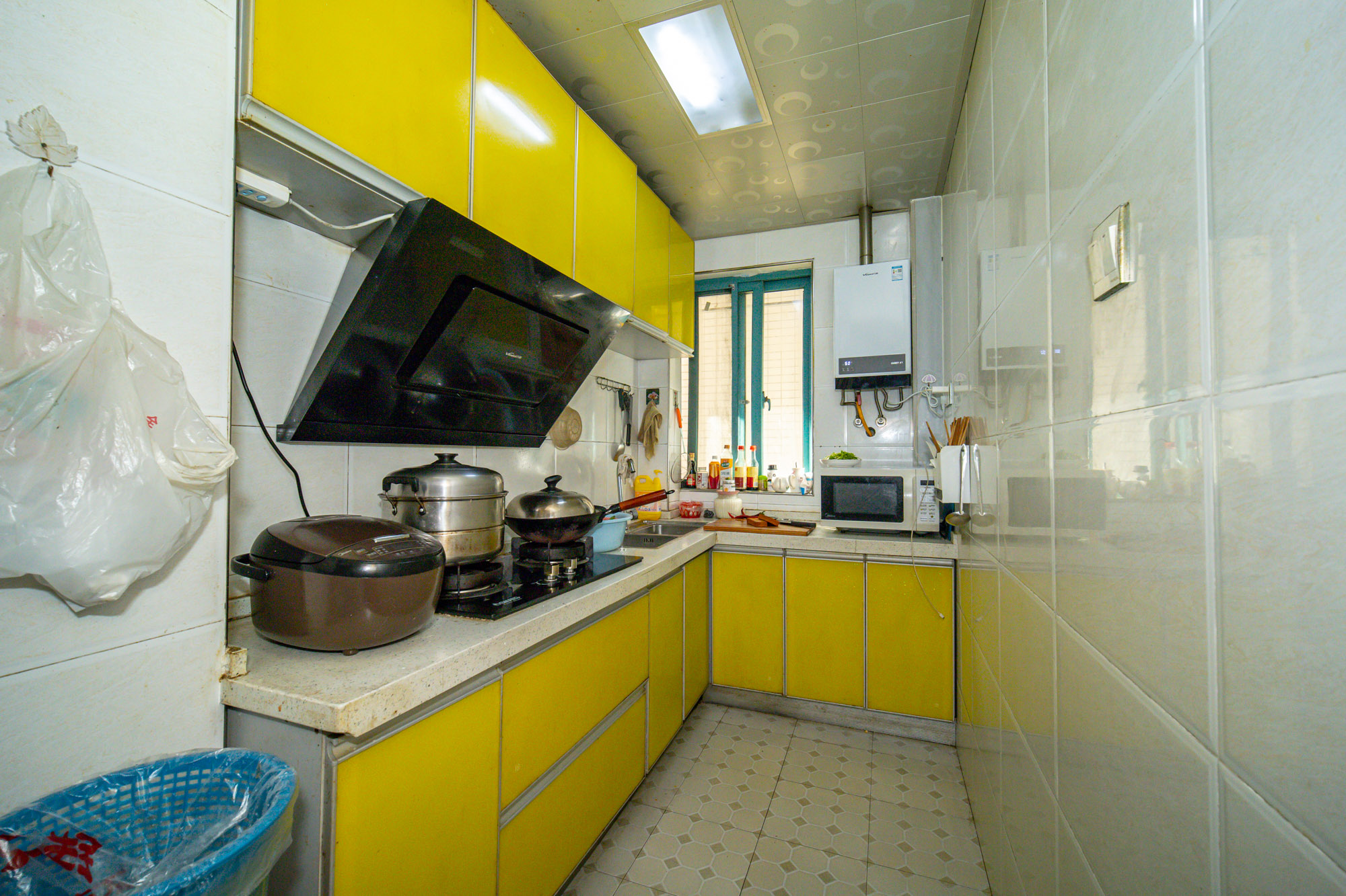 蝴蝶谷 3室2厅1卫 50.0万 蝴蝶谷 3室2厅1卫 50.0万厨房