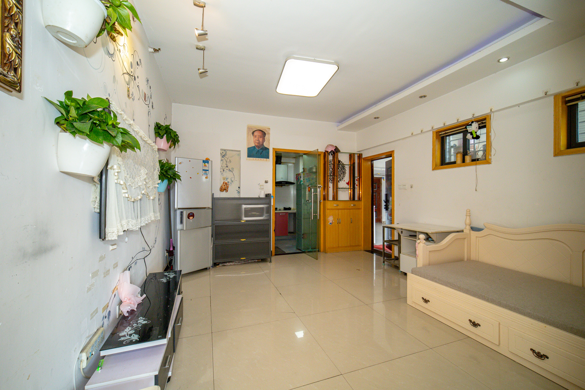 尚都花园城 1室0厅0卫 25.5万 尚都花园城 1室0厅0卫 25.5万客厅