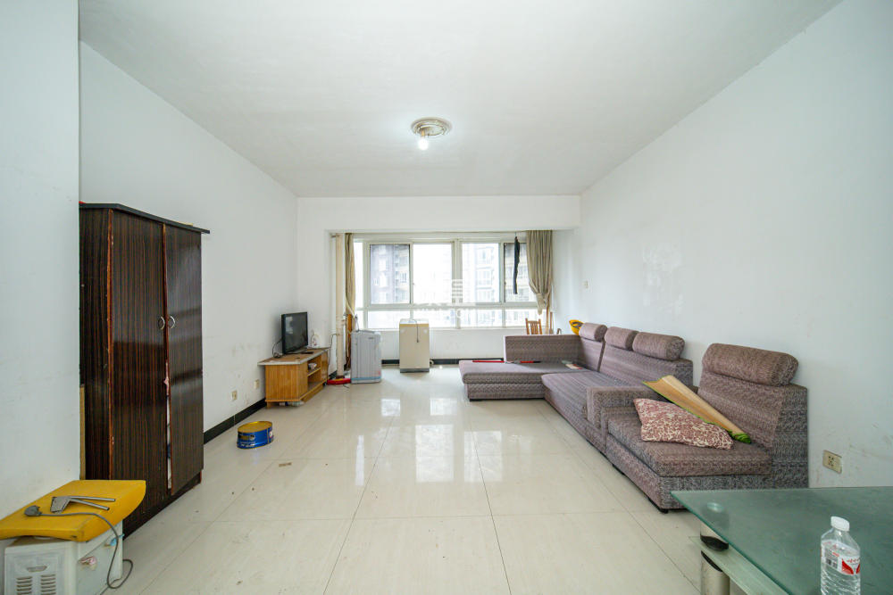 楚天馨苑  3室2厅2卫    65.0万