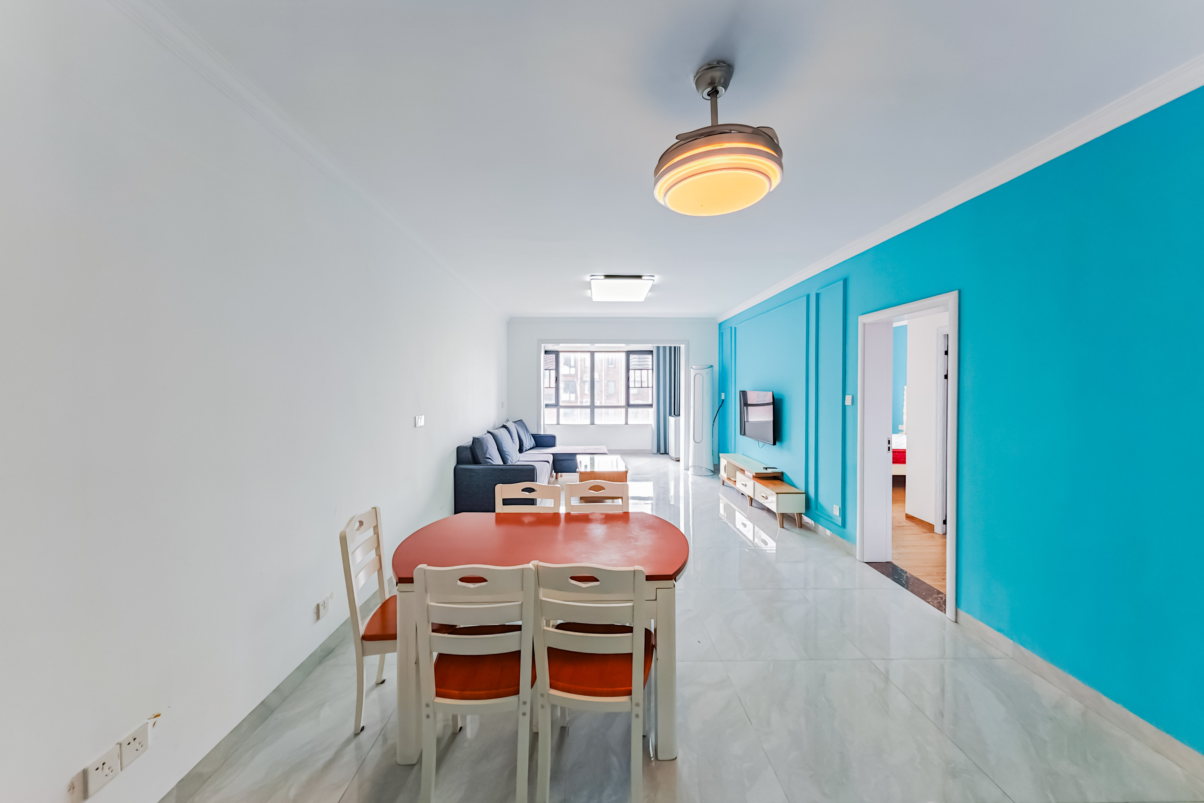 半山壹号 3室2厅2卫 109.99万 半山壹号 3室2厅2卫 109.99万客厅