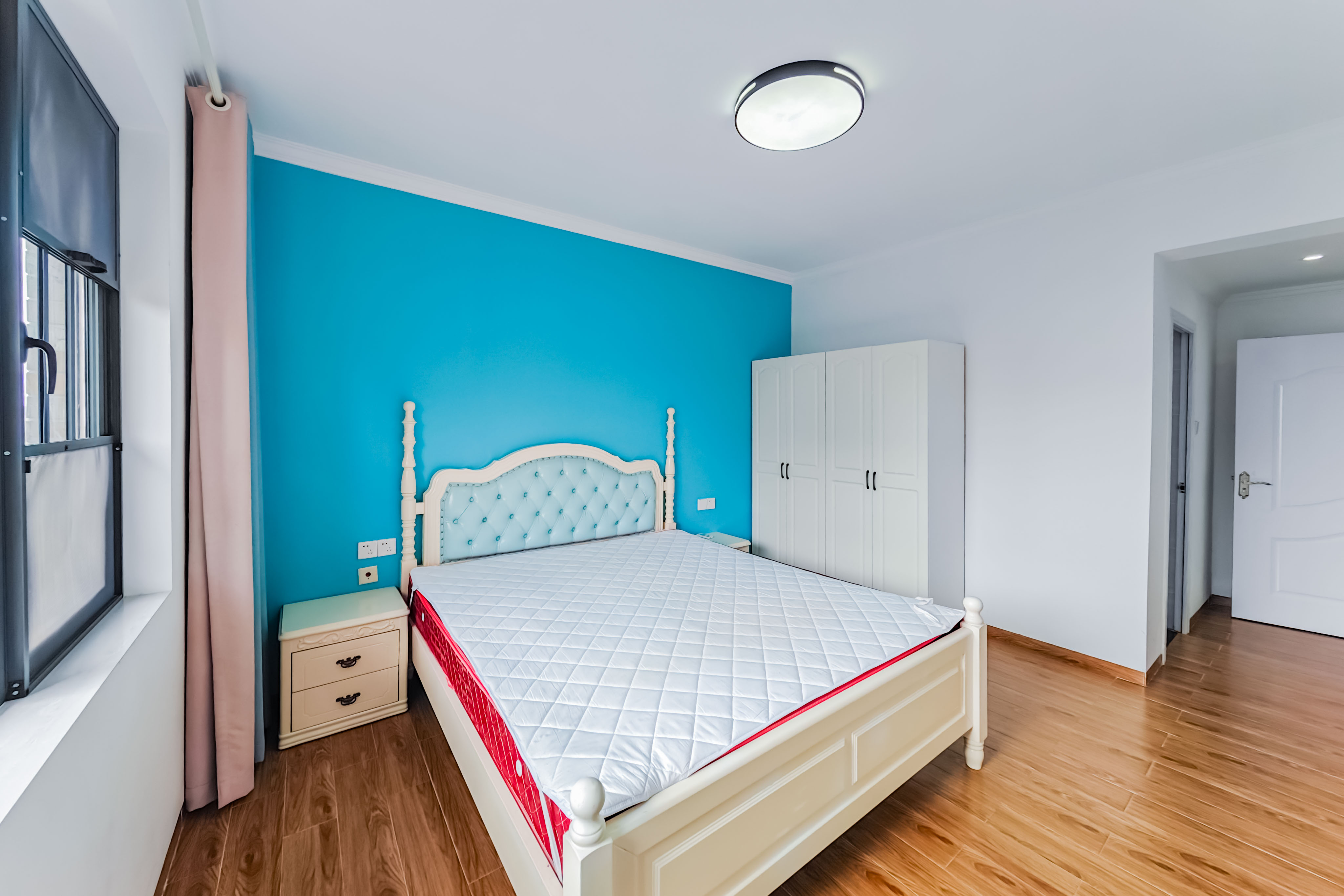 半山壹号 3室2厅2卫 109.99万 半山壹号 3室2厅2卫 109.99万卧室