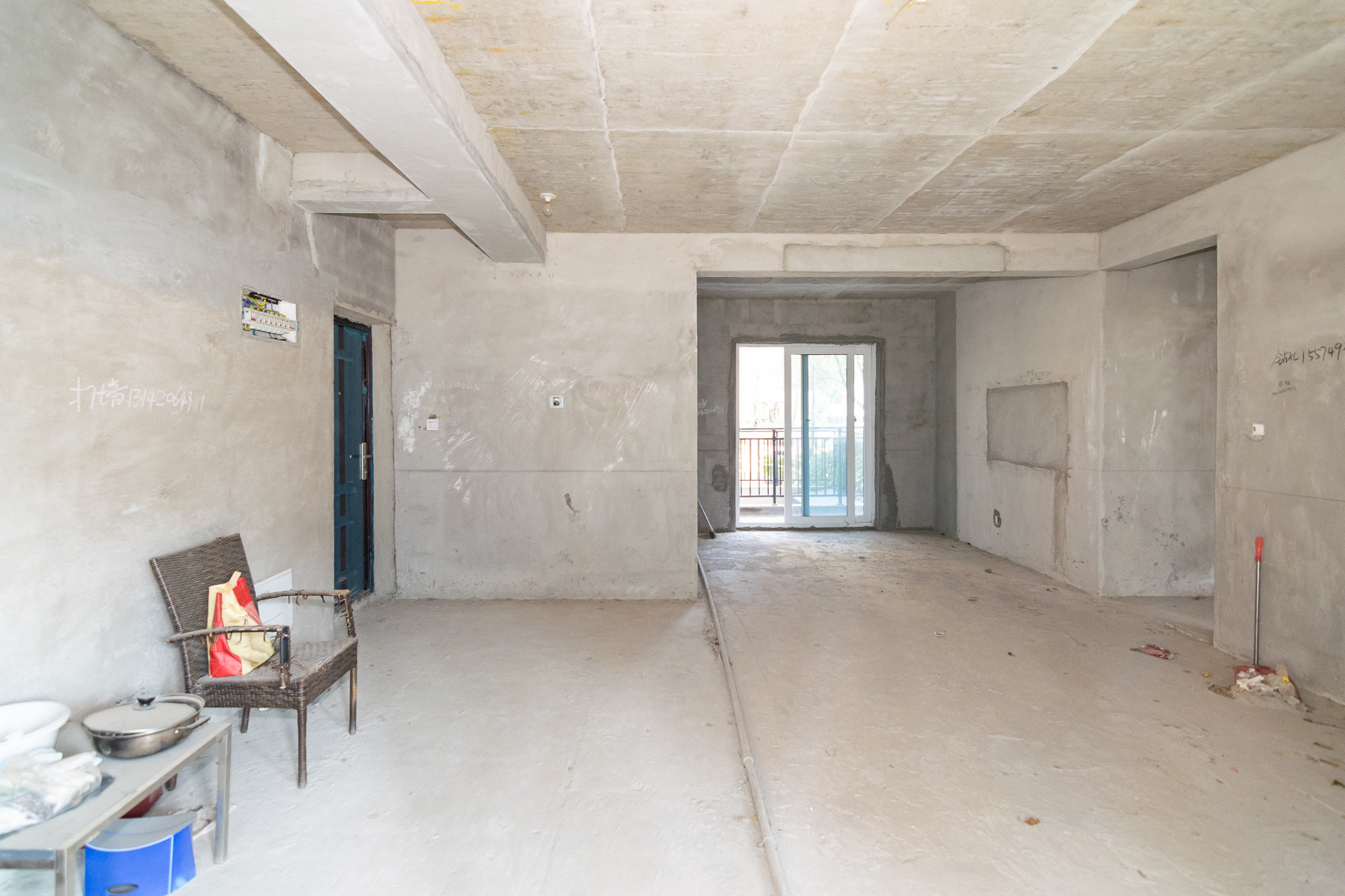 新华联梦想城 3室2厅2卫 102.0万 新华联梦想城 3室2厅2卫 102.0万客厅