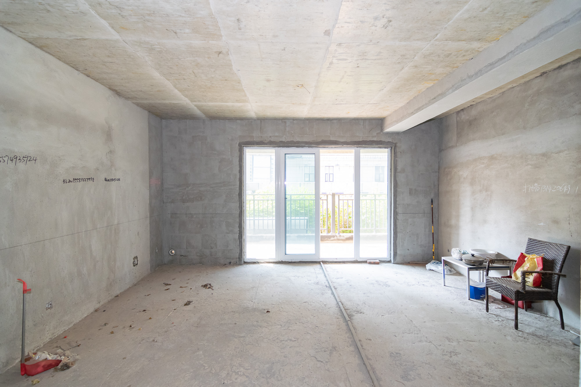 新华联梦想城 3室2厅2卫 102.0万 新华联梦想城 3室2厅2卫 102.0万客厅