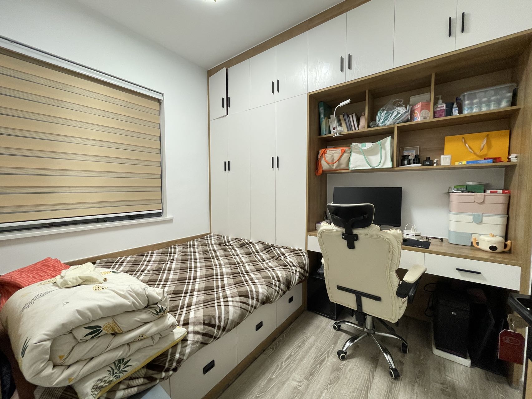 山水洲城华晨第一城 2室2厅1卫 50.0万 山水洲城华晨第一城 2室2厅1卫 50.0万室内图