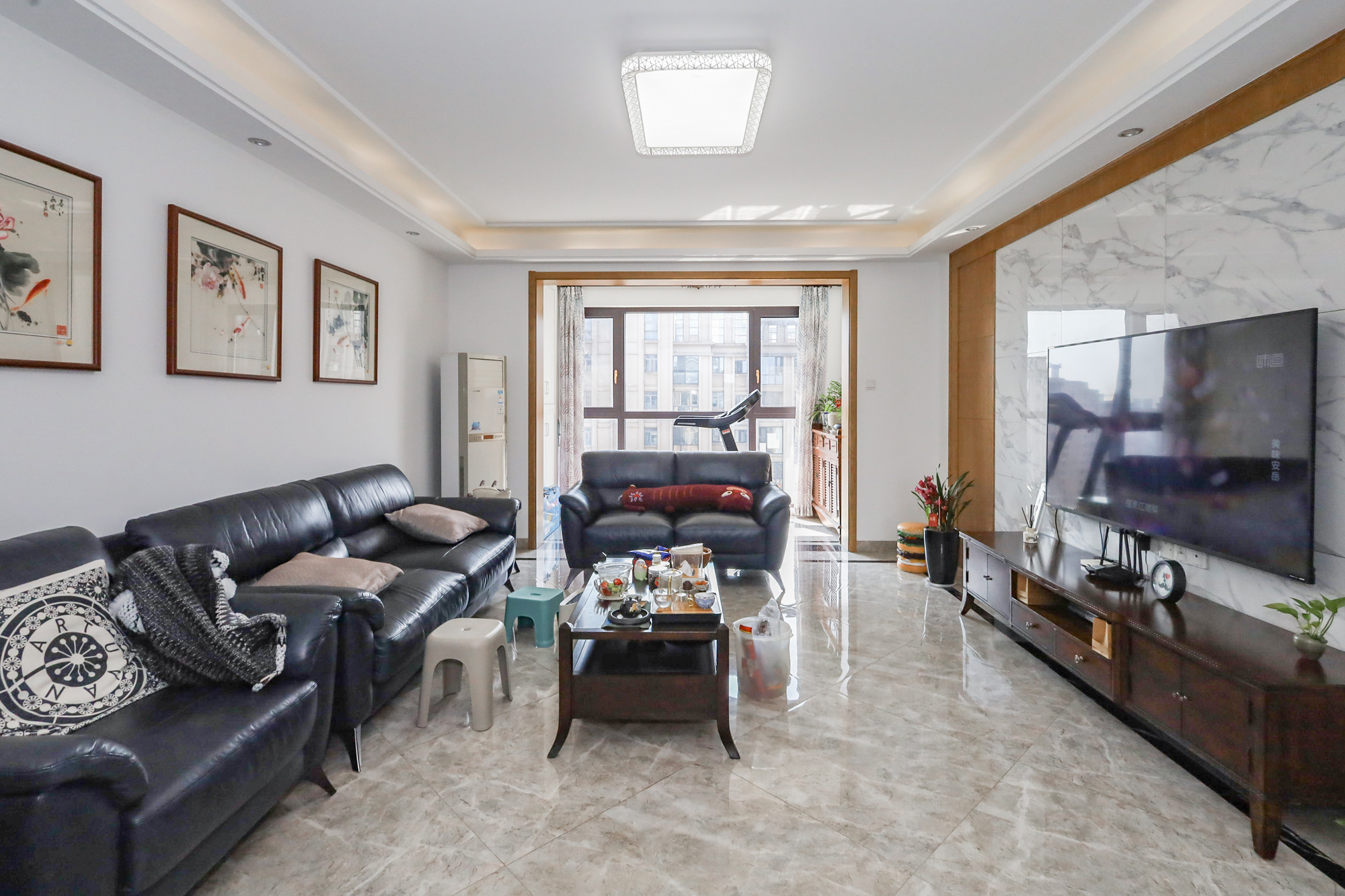 八方小区B区  3室2厅2卫    388.8万 八方小区B区  3室2厅2卫    388.8万客厅