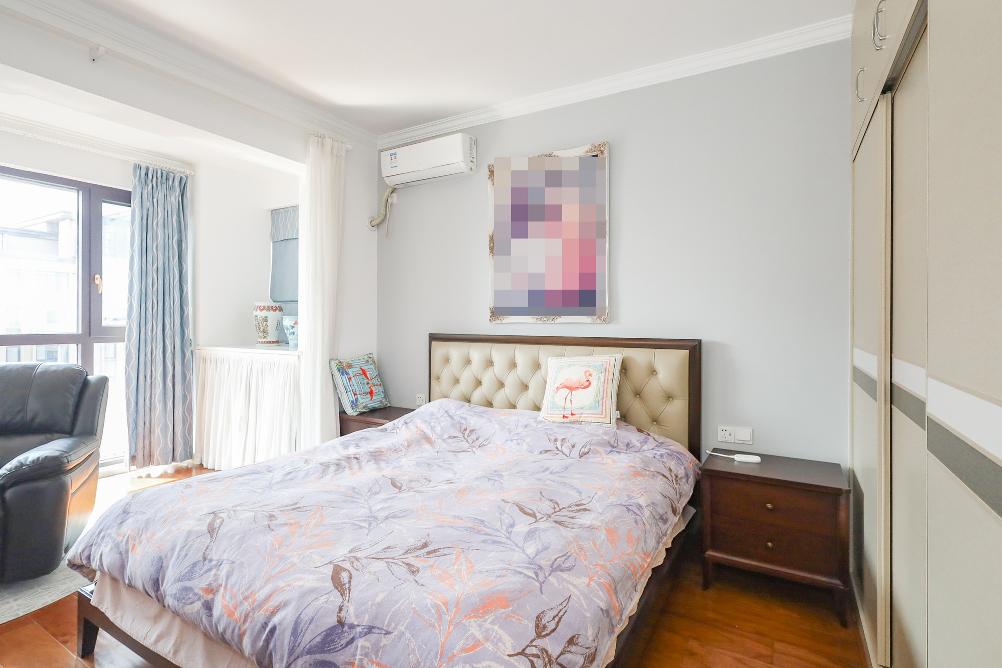 八方小区B区  3室2厅2卫    388.8万 八方小区B区  3室2厅2卫    388.8万卧室