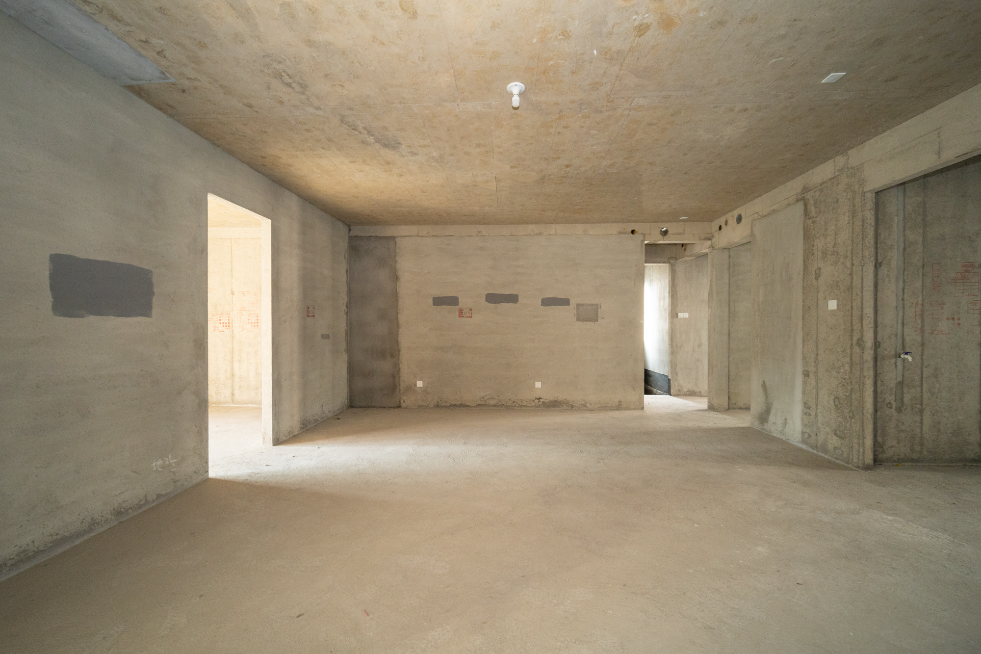 和顺府  5室2厅2卫    145.0万 和顺府  5室2厅2卫    145.0万